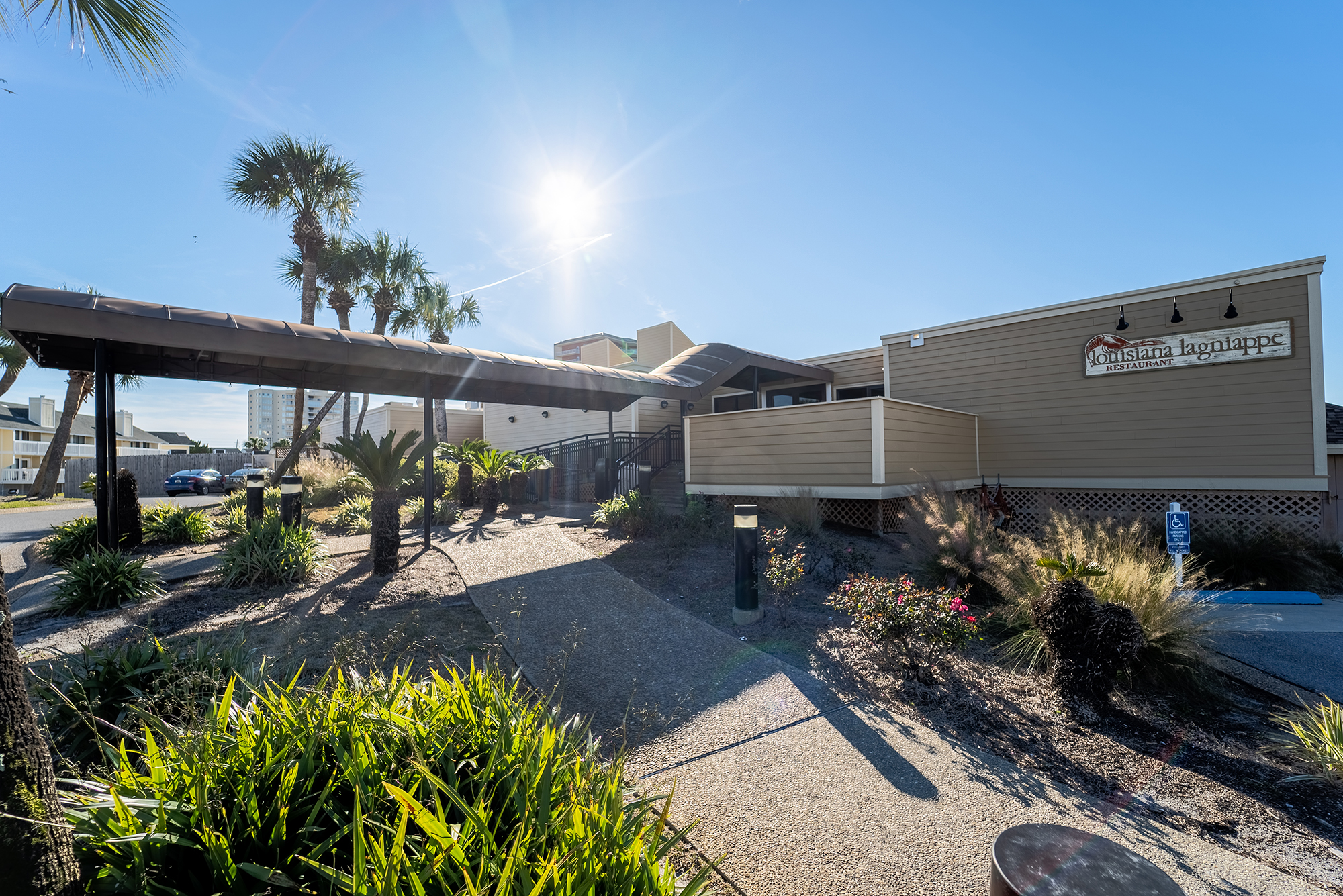 Sandpiper Cove 9103 - On-Site Restaurant Louisiana Lagniappe