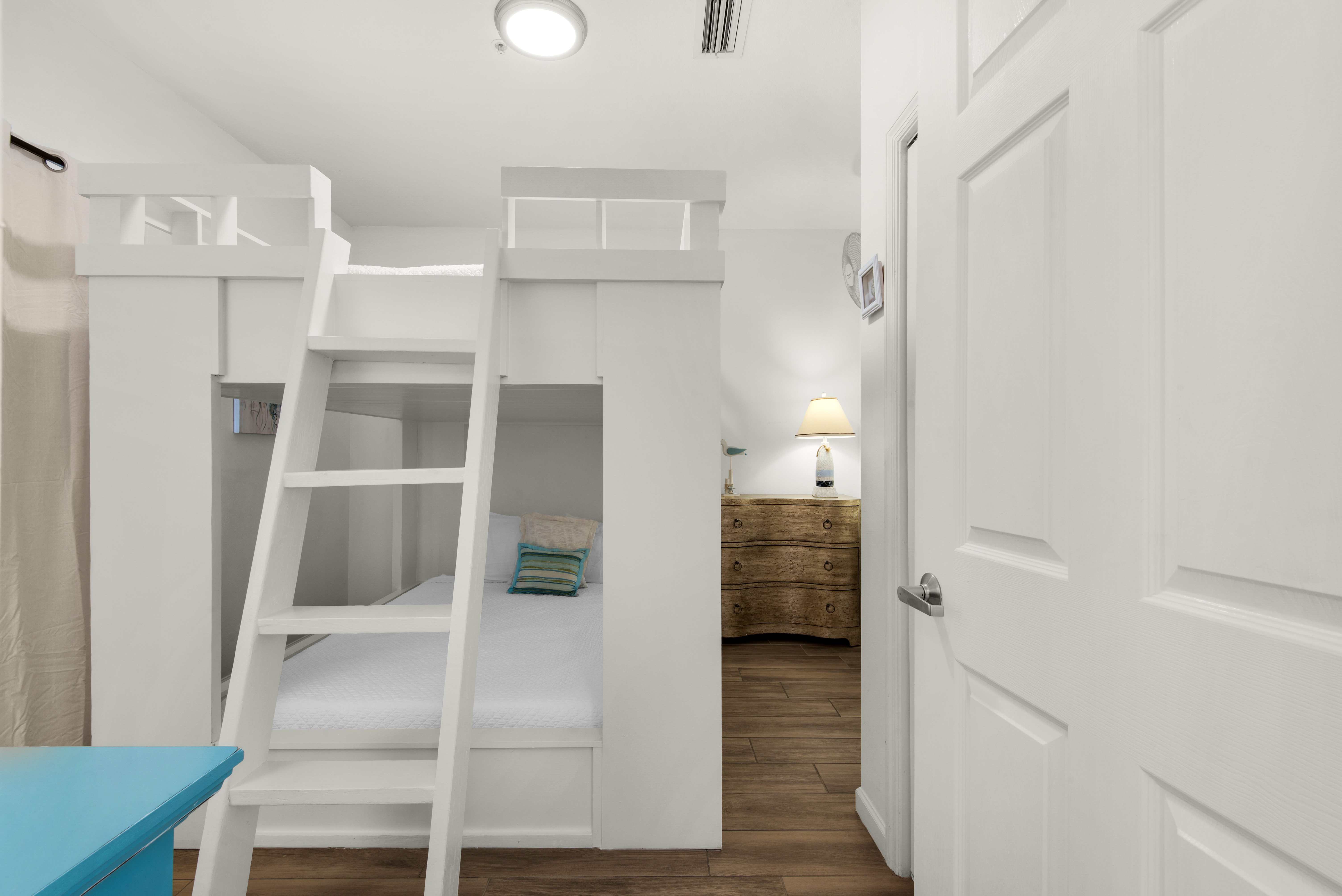 Emerald Waters 305 16