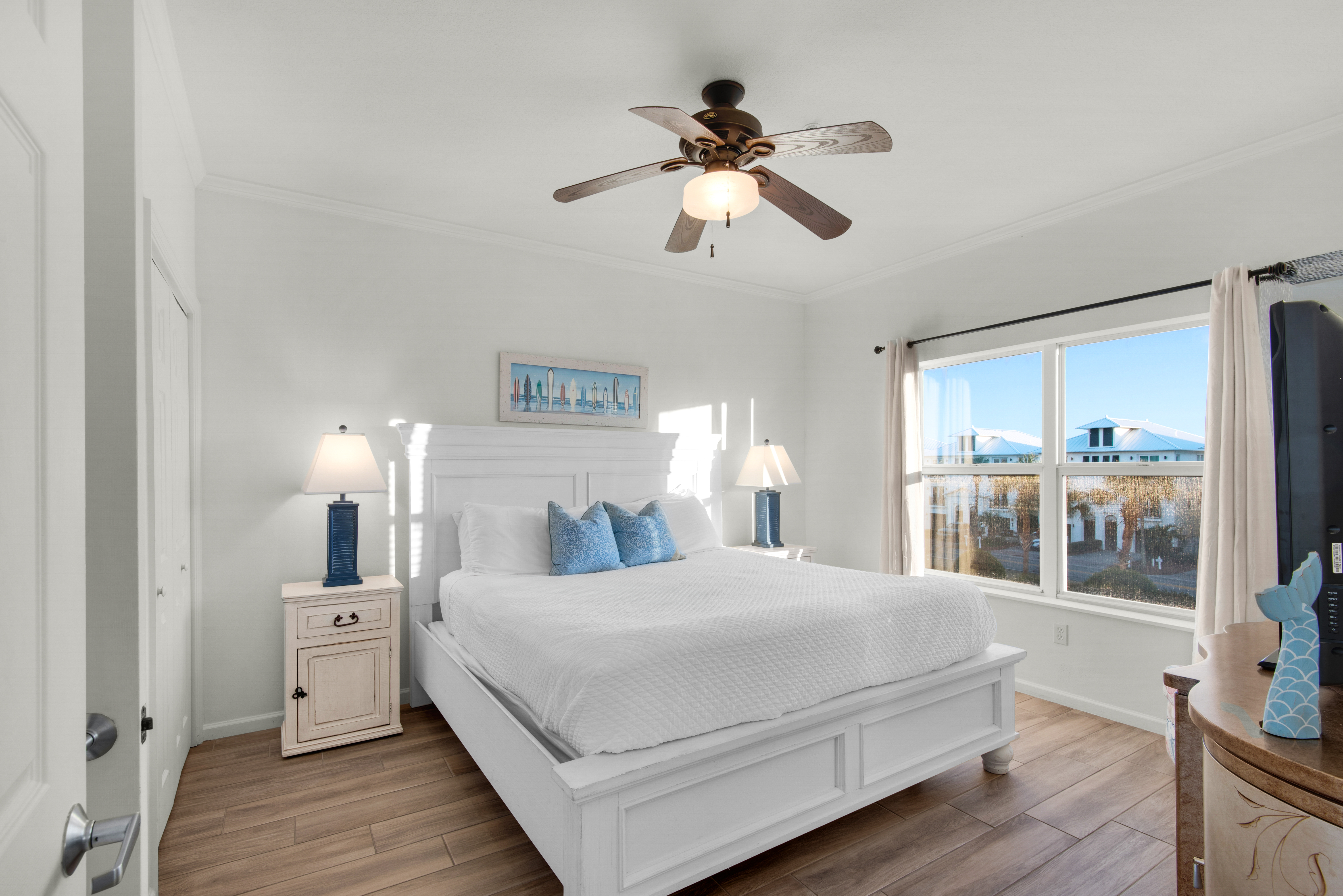 Emerald Waters 305 12