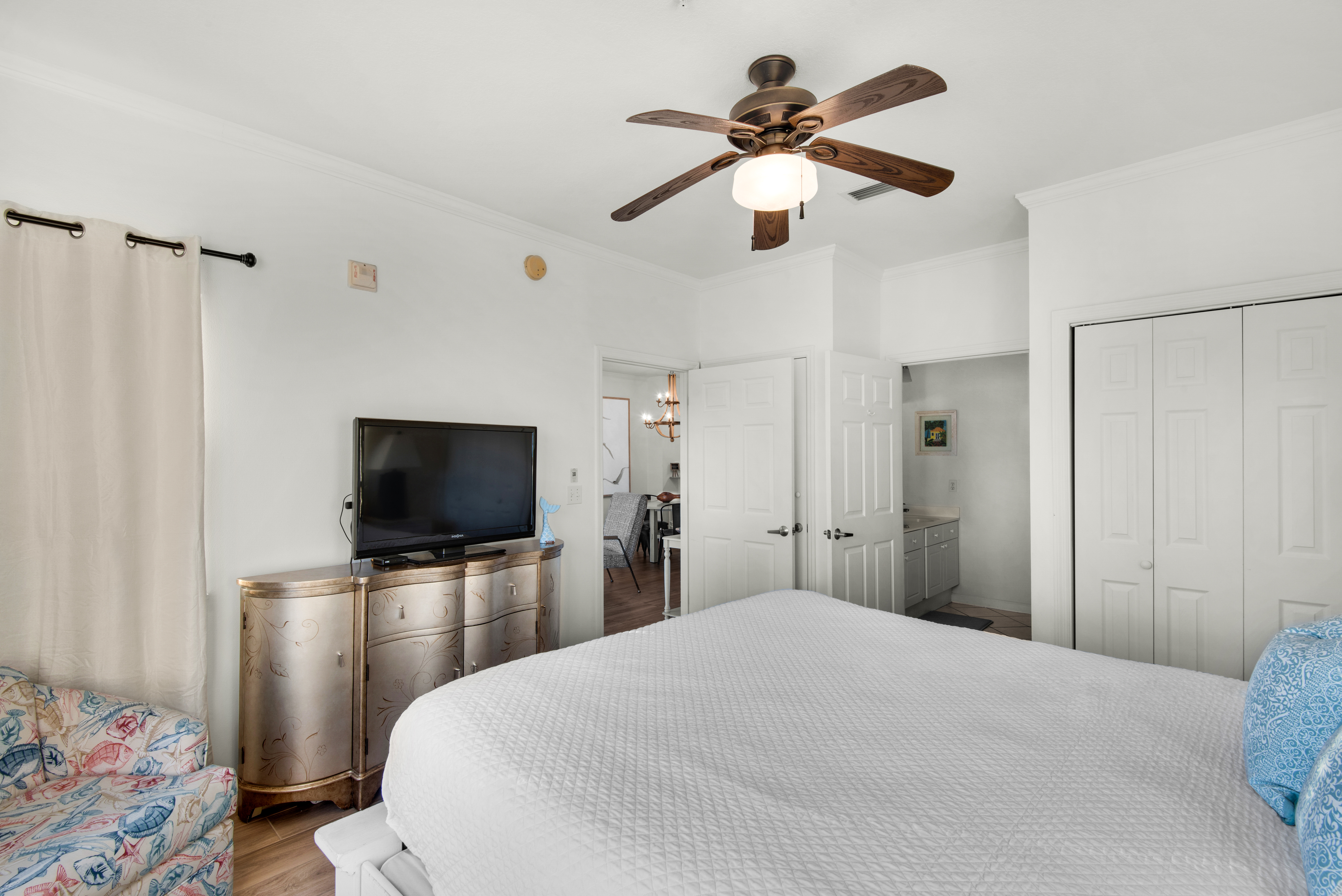 Emerald Waters 305 14