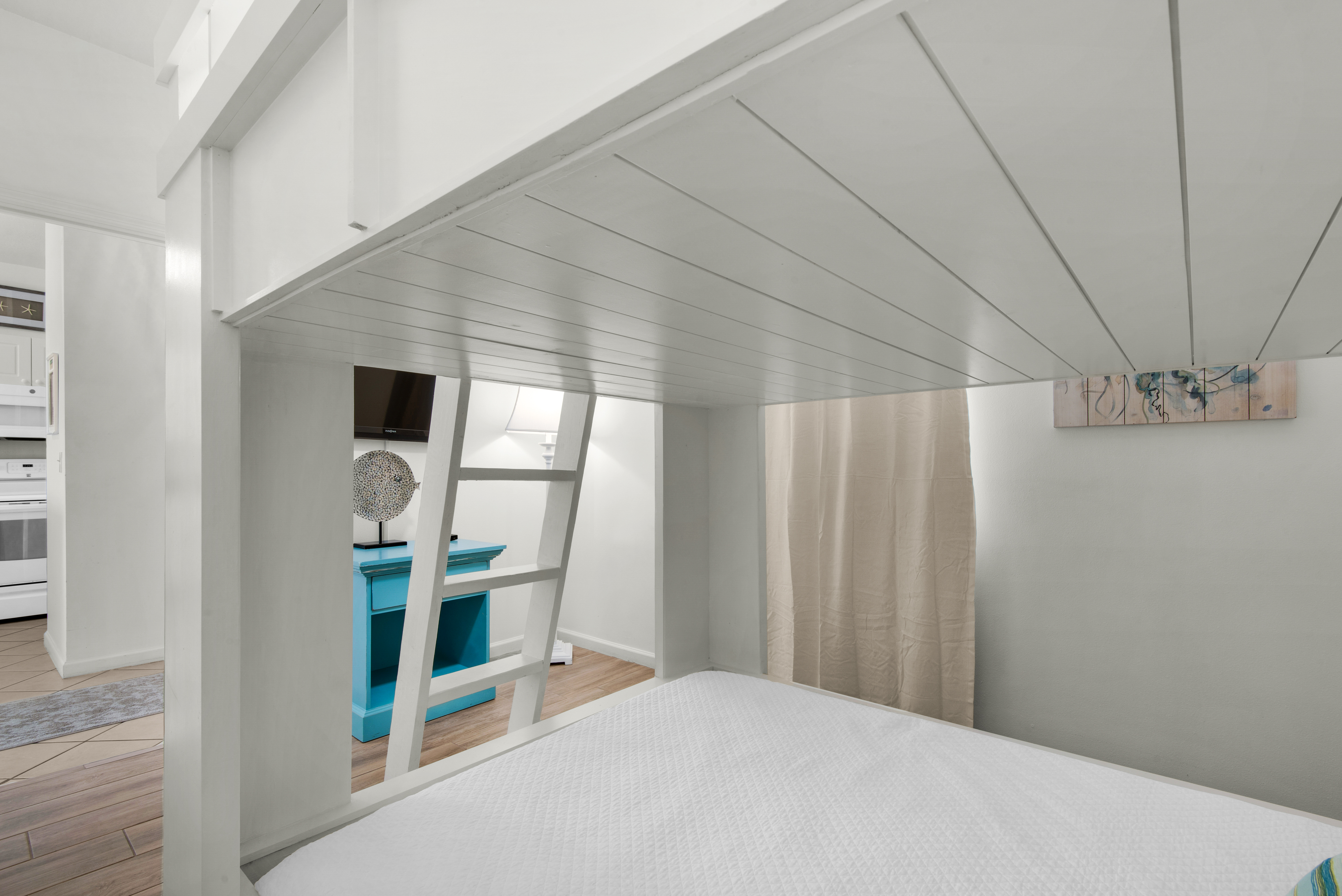 Emerald Waters 305 18