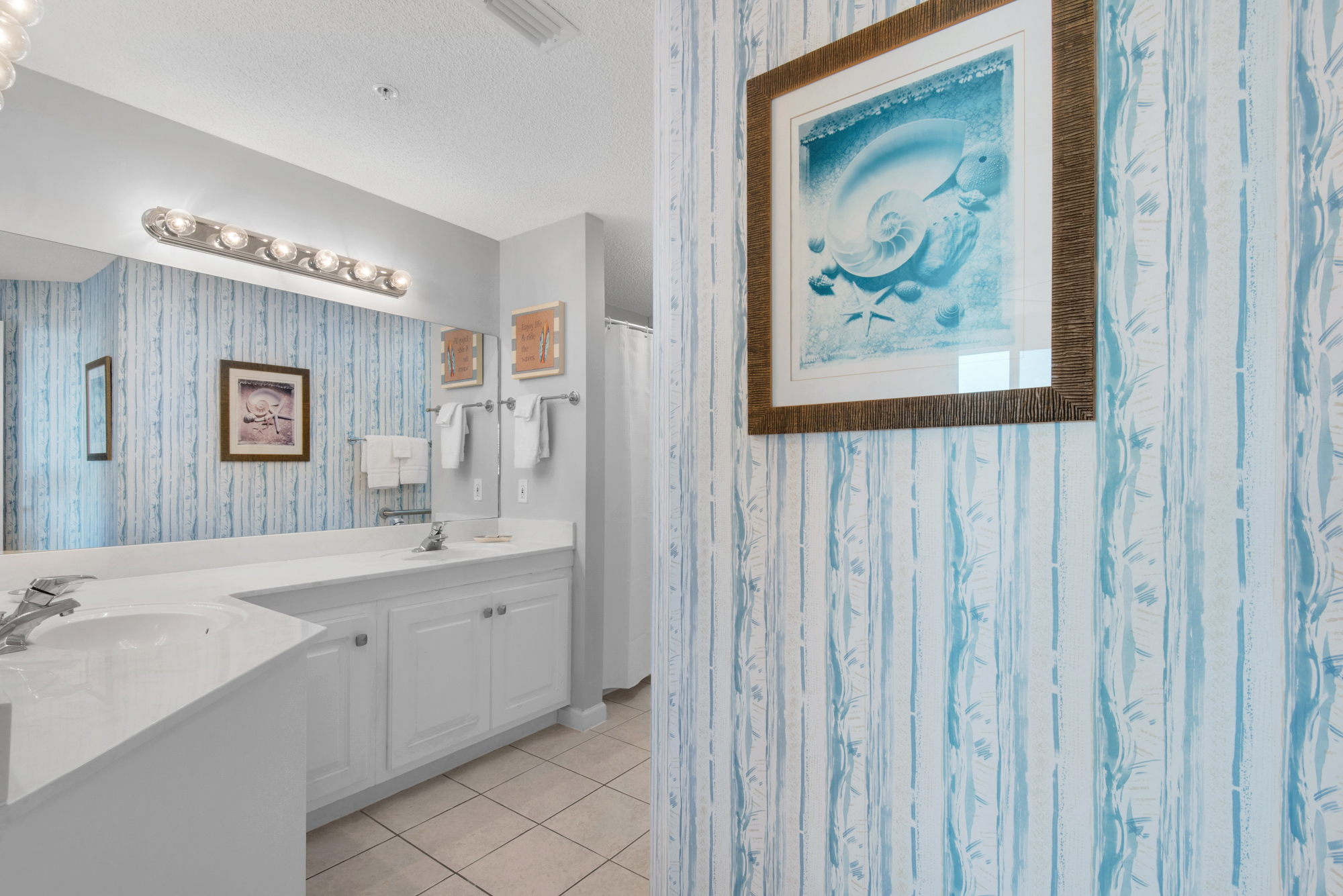 Majestic Sun 311B 22