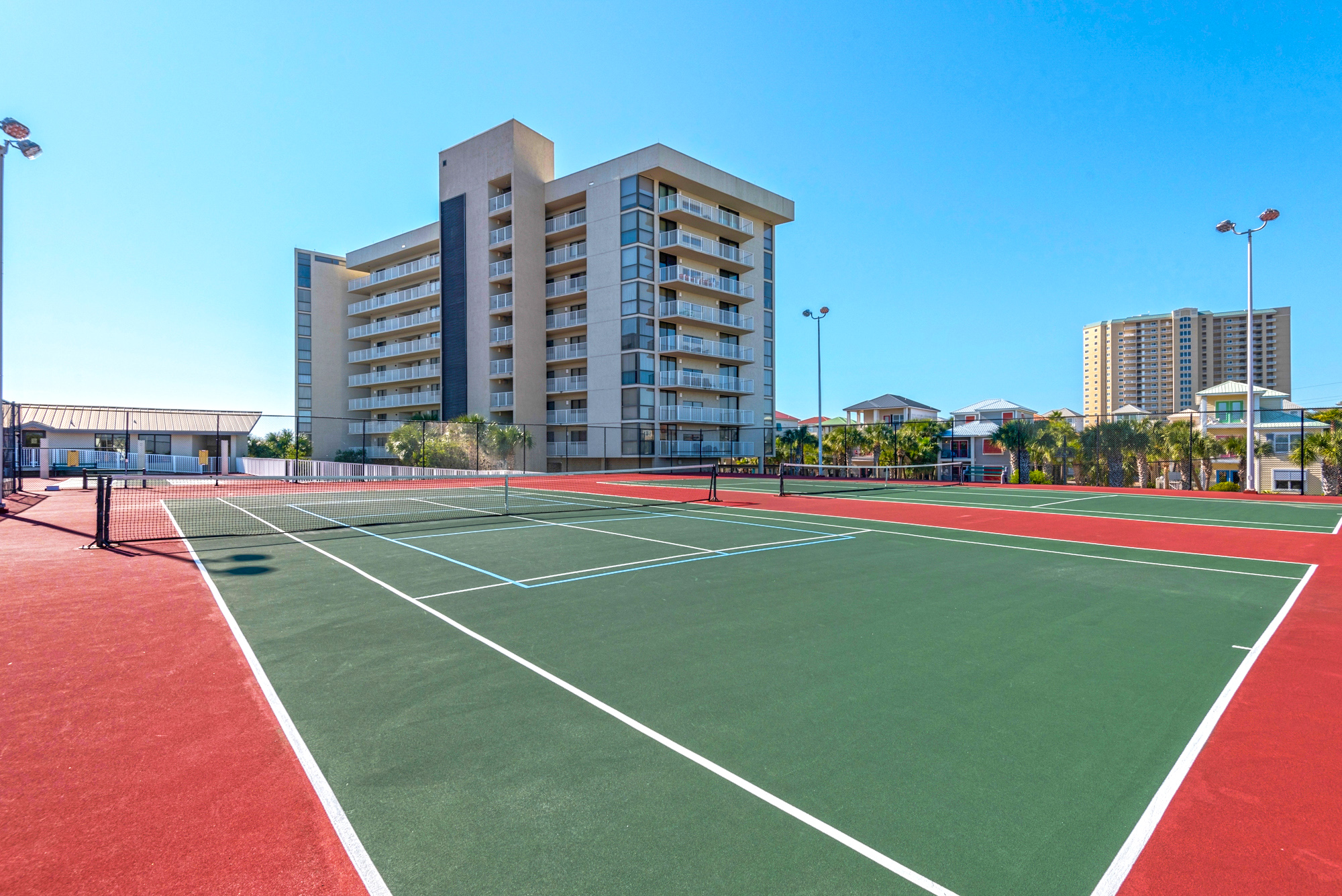 Mainsail Resort Amenities: Tennis and Shuffle Board