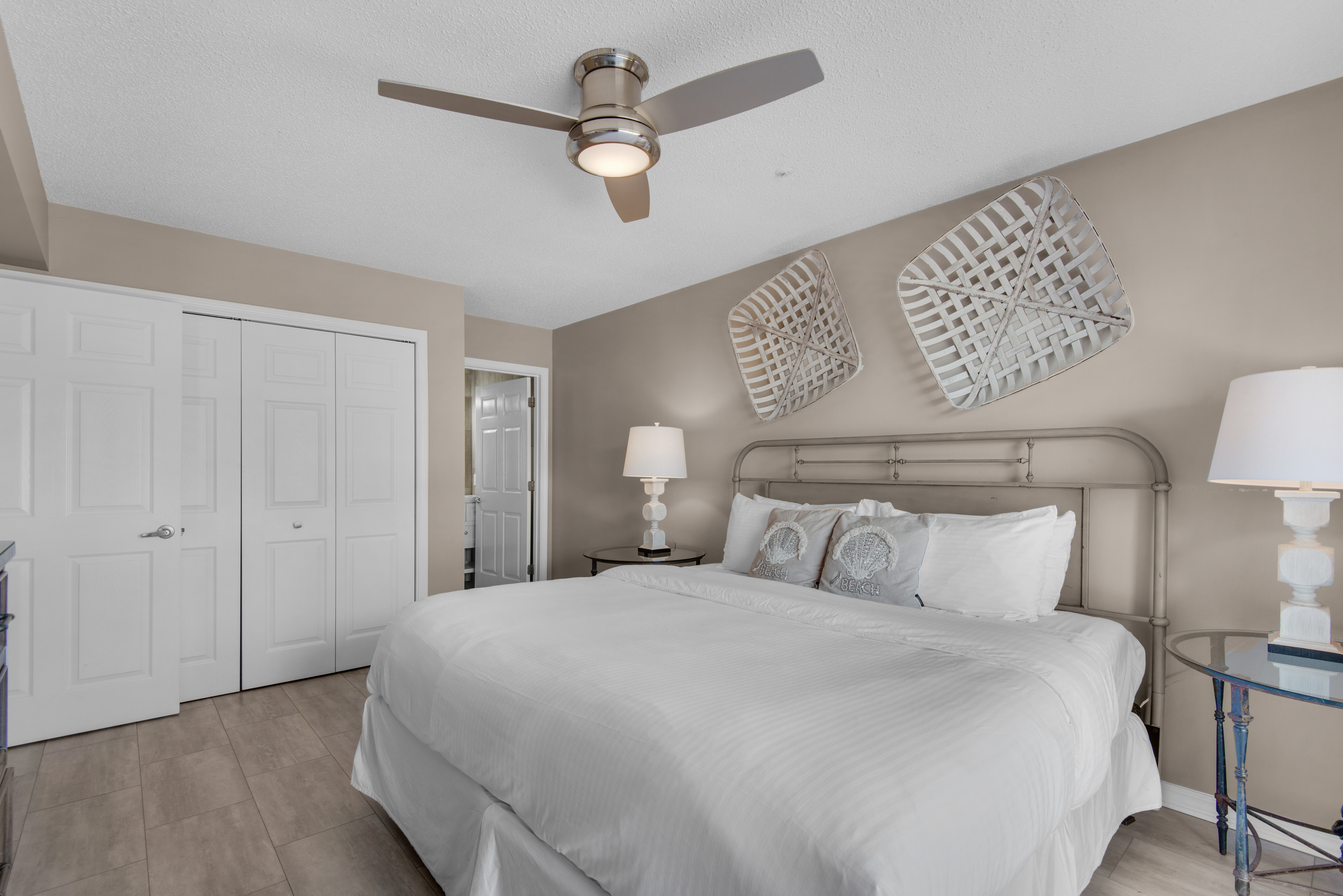 Maravilla 1204 - Master king suite w/ balcony view and HDTV