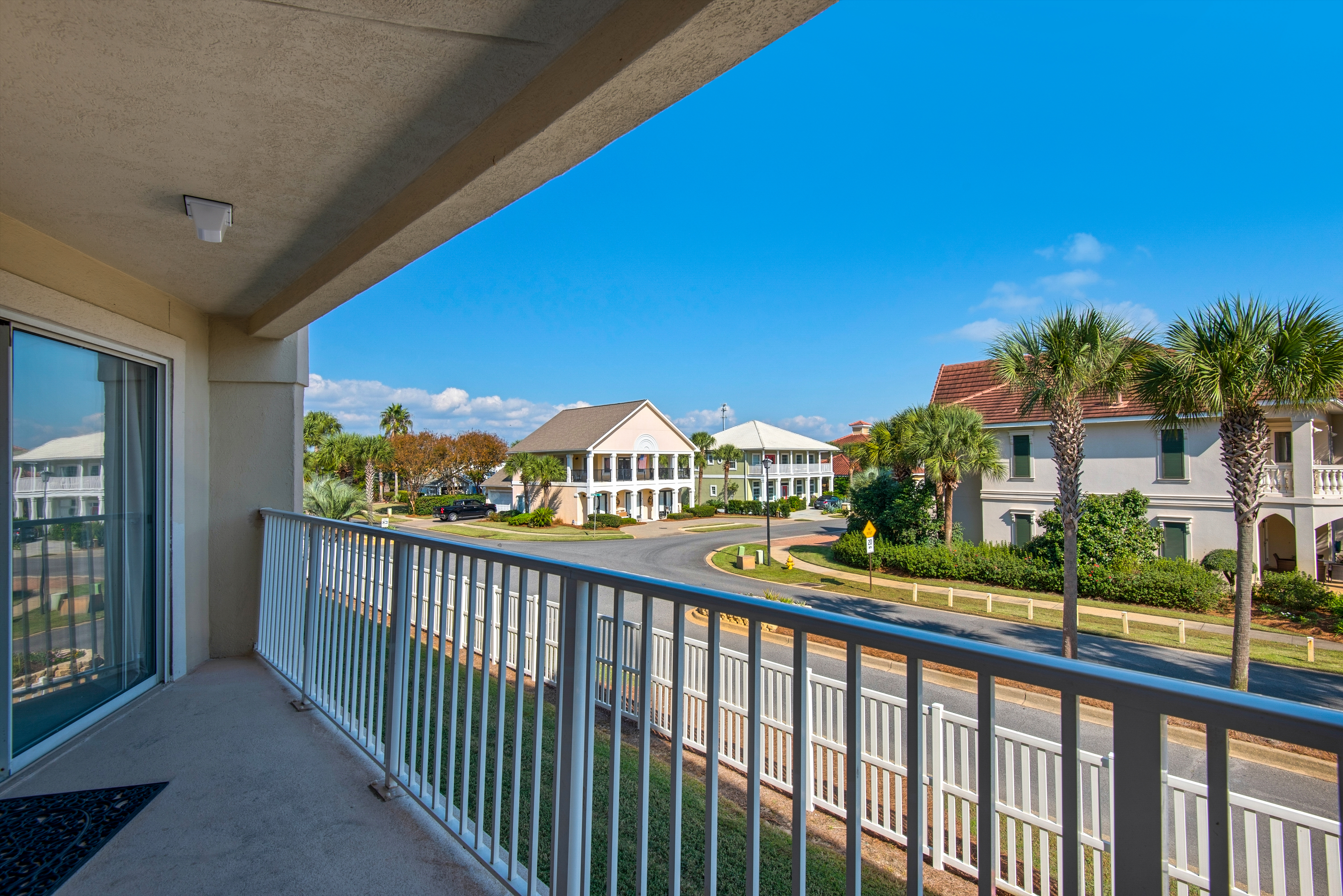Maravilla 1204 - Balcony w/ beach view