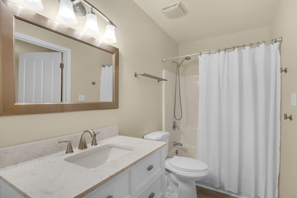 Grand Caribbean 207E 18