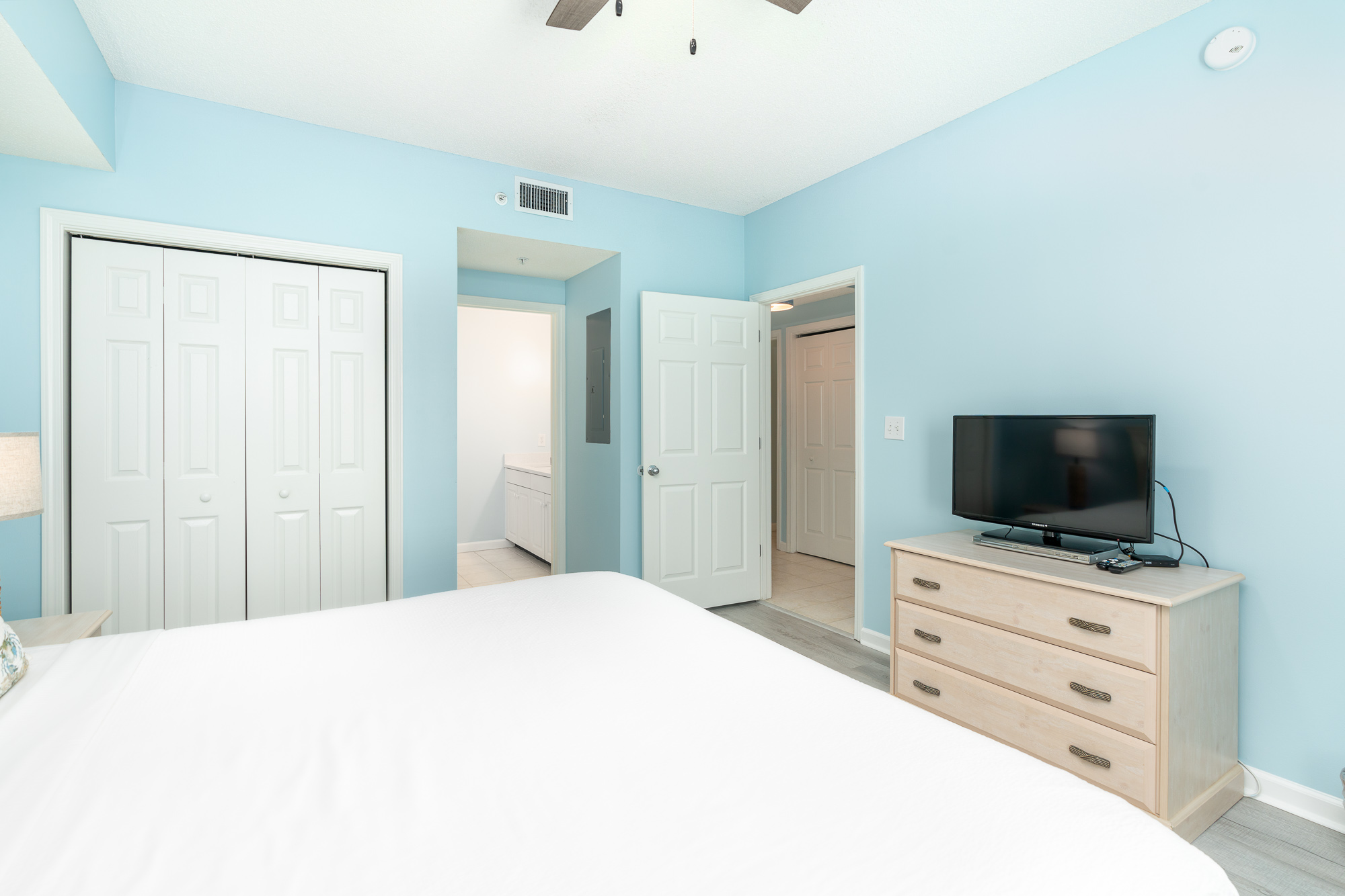 Majestic Sun A405 | Photo 15