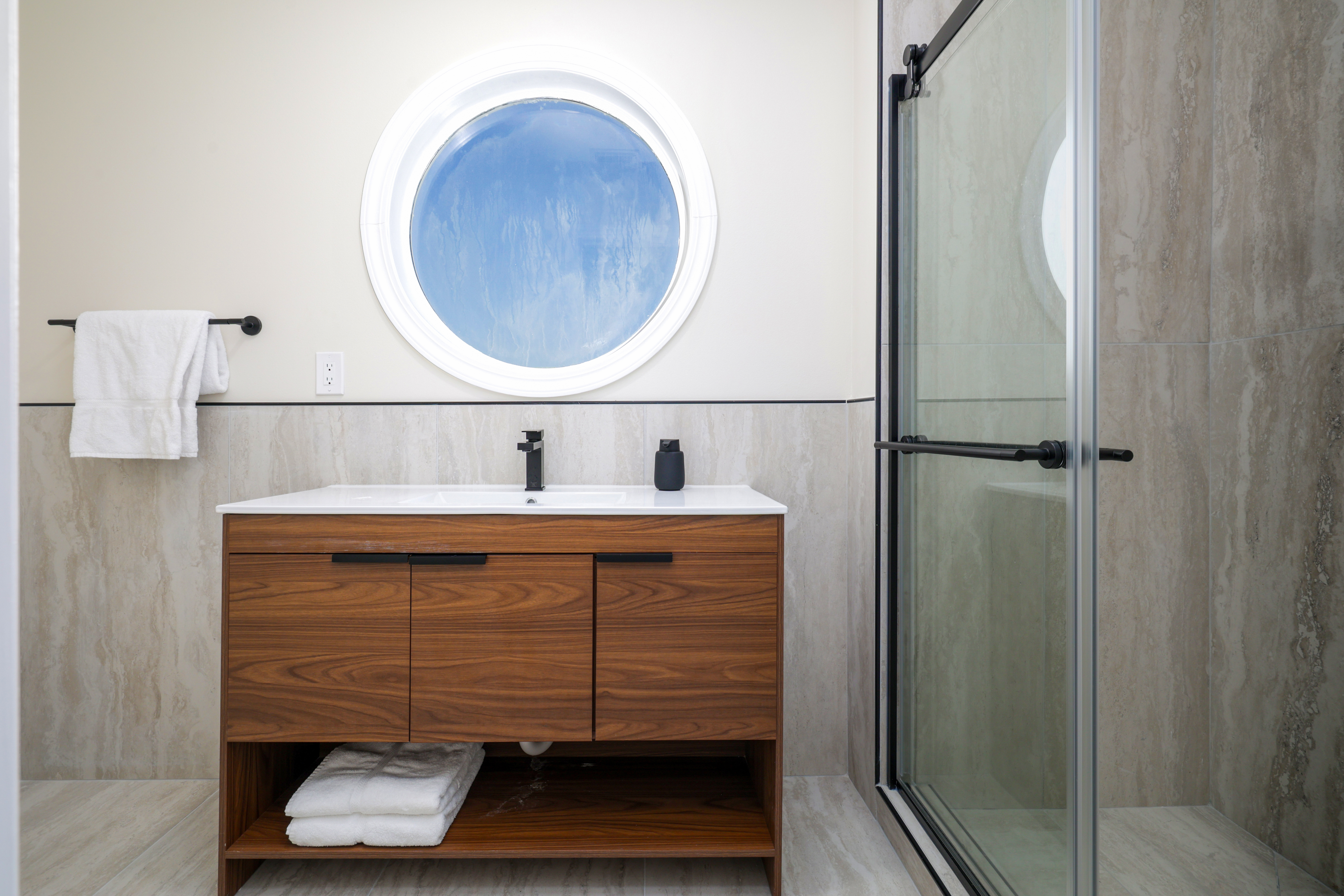 H2O Living | Photo 39