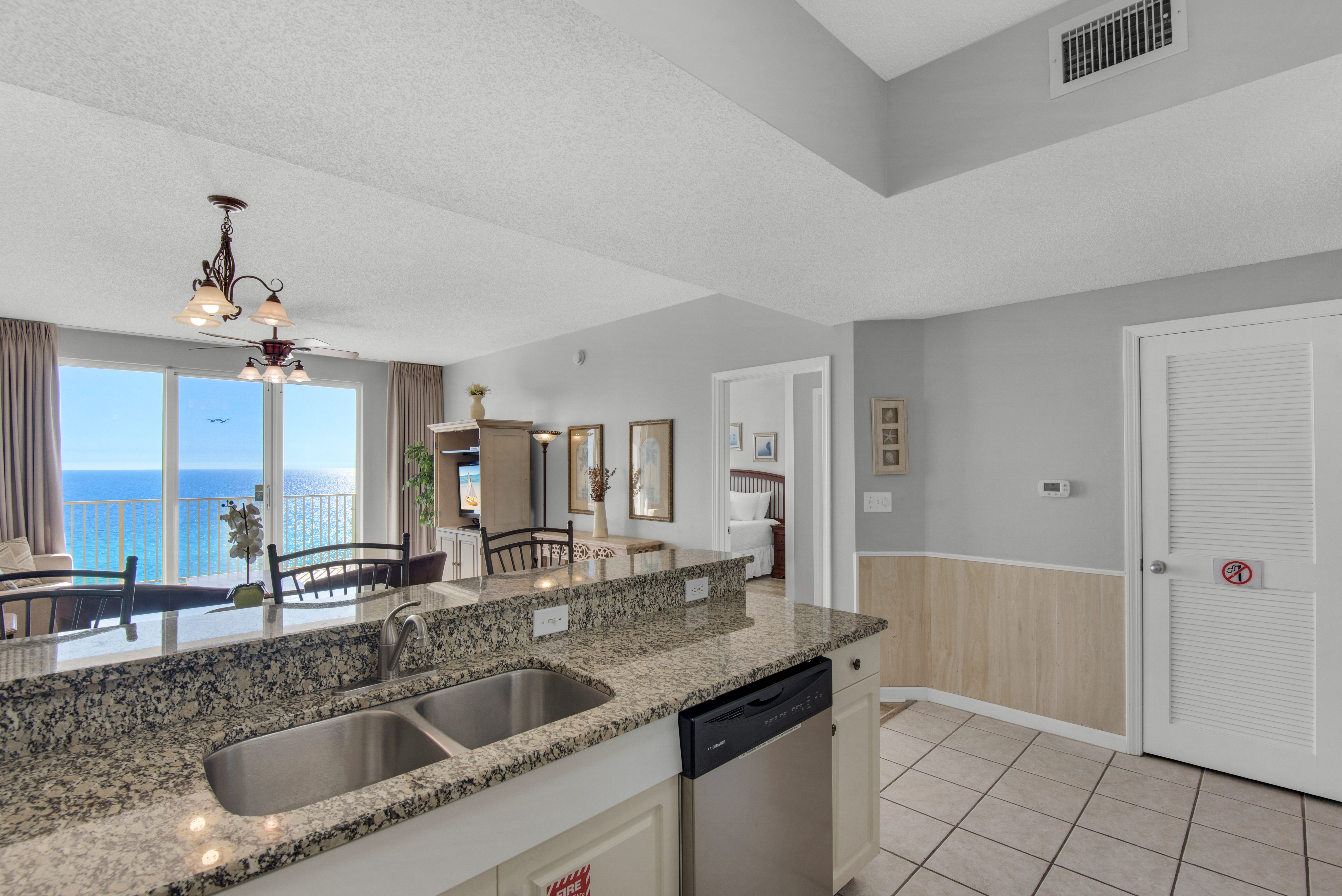 Majestic Sun 913B 11