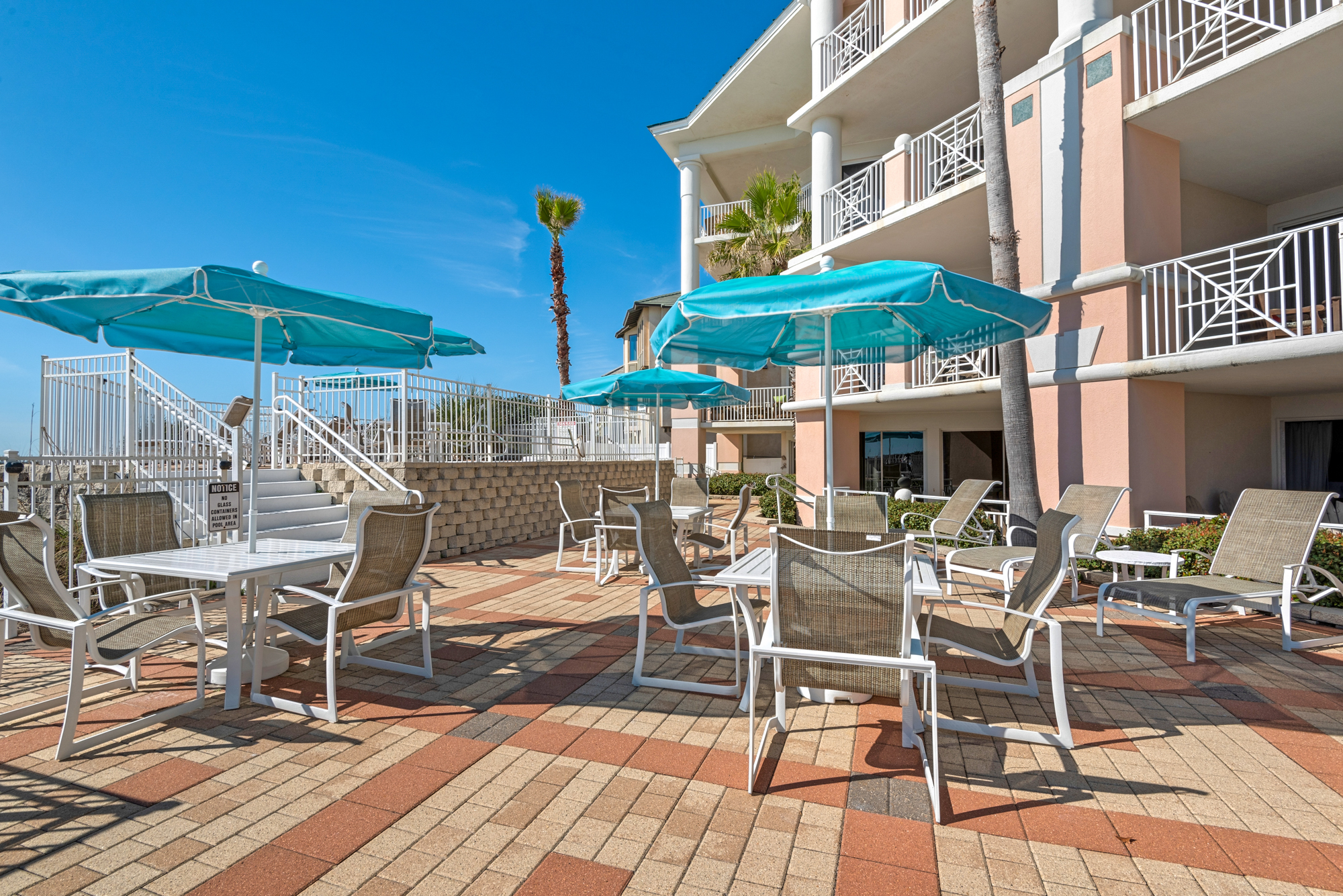 Blue Mountain Beach Retreat 35