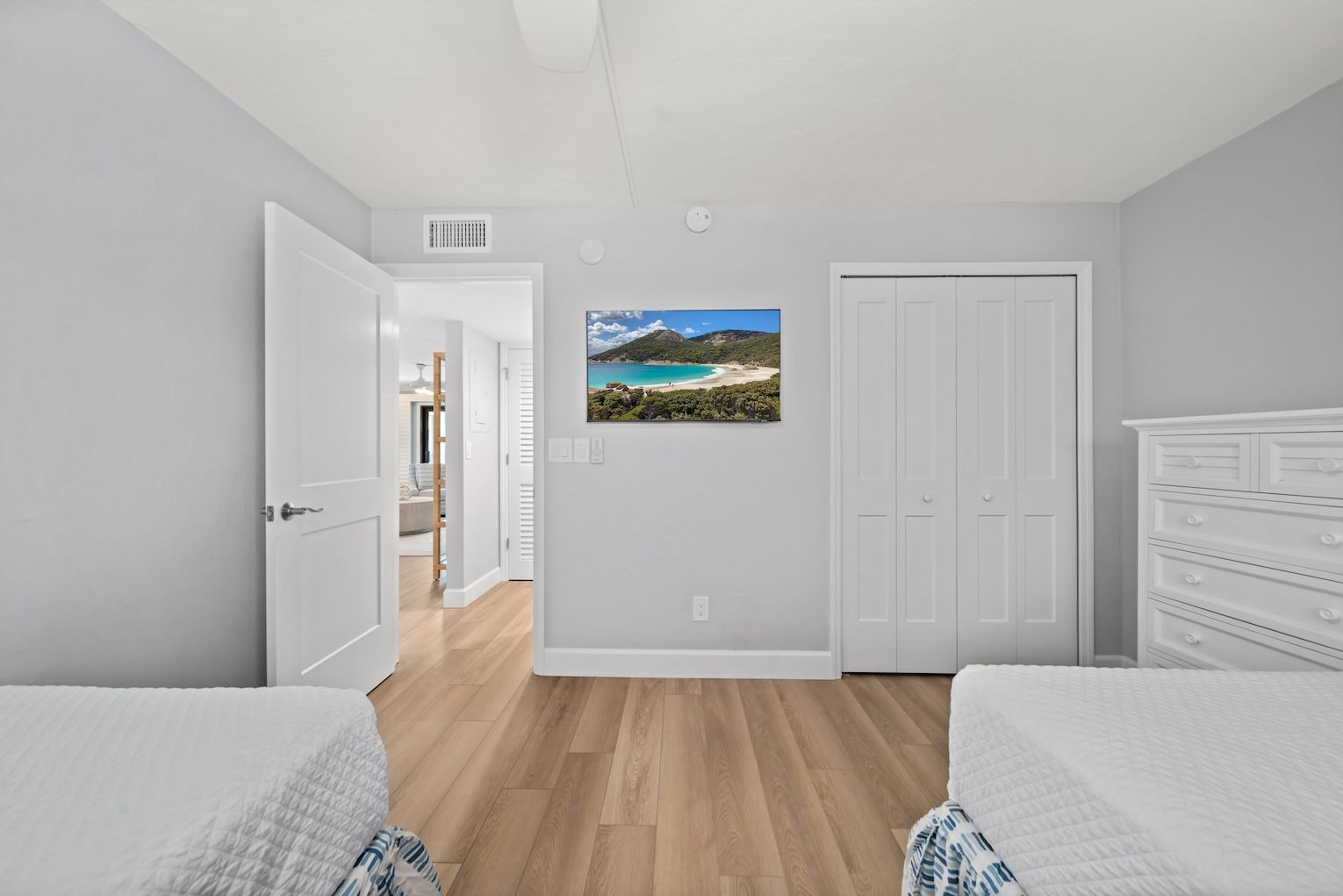 Sandpiper Beach 401 25