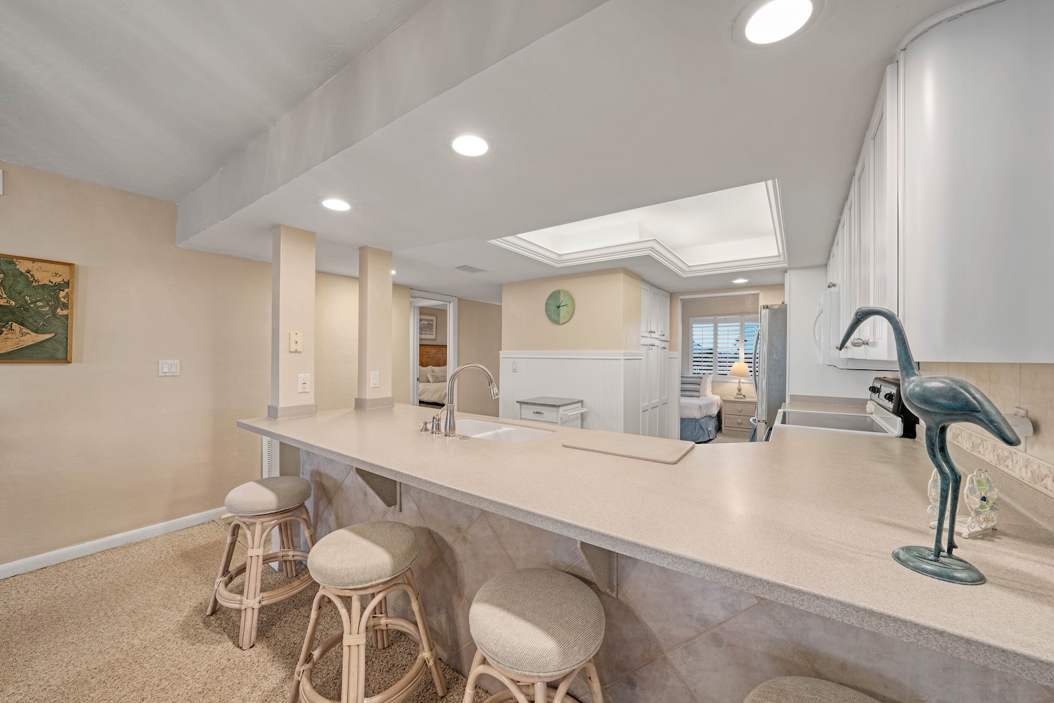 Compass Point 182 11