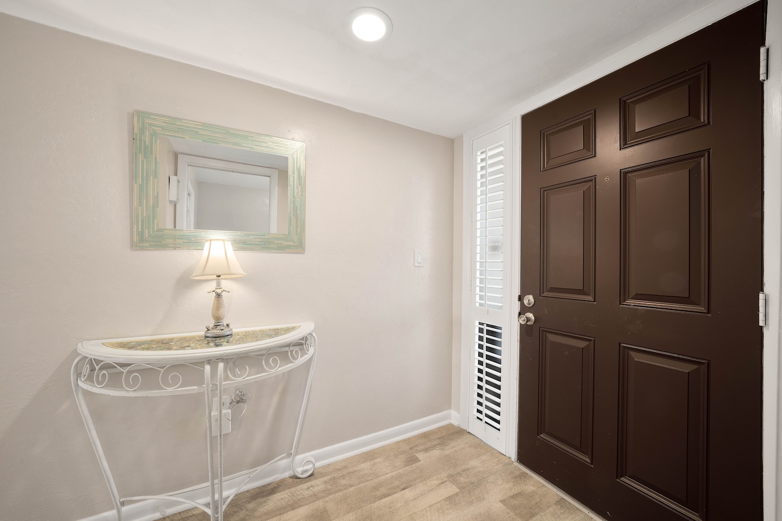 Compass Point 182 36