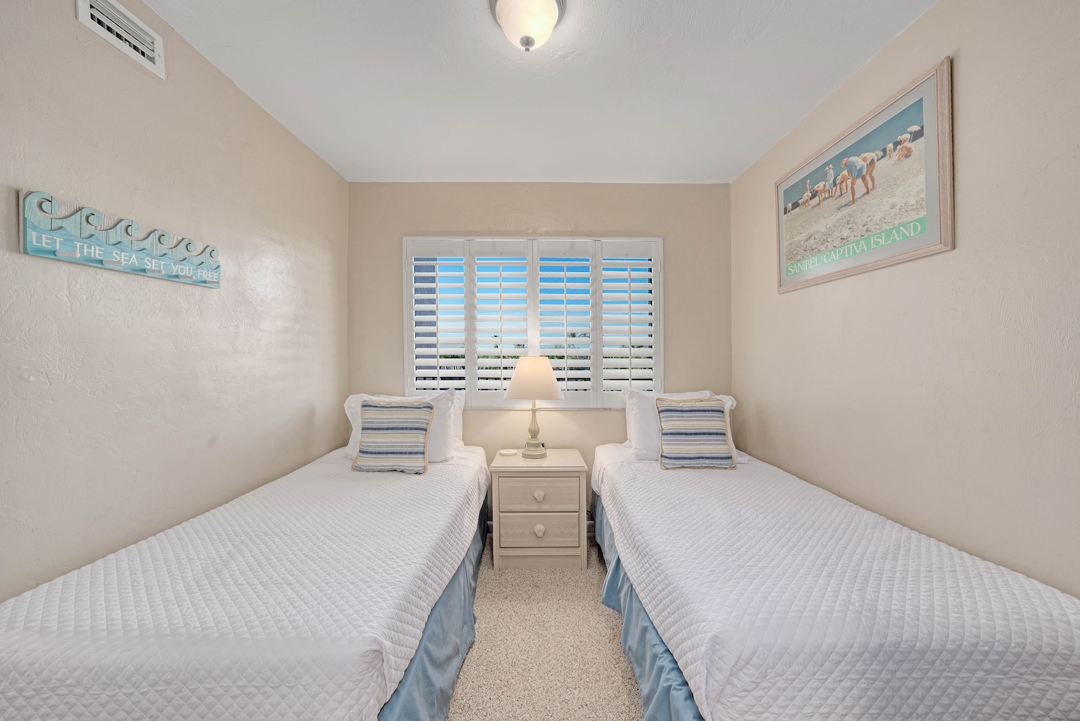 Compass Point 182 34