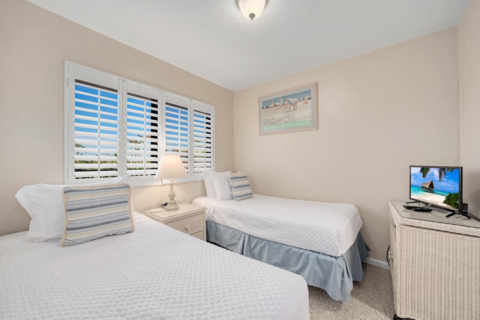 Compass Point 182 35