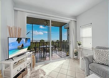 Shell Island Beach Club 6B
