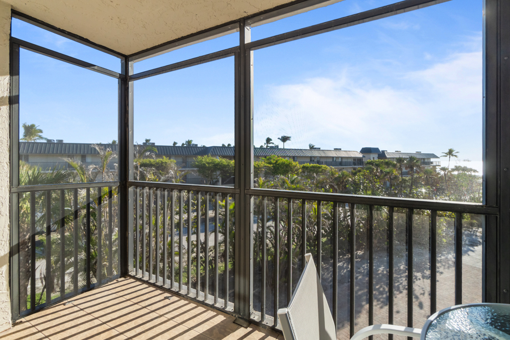 Compass Point 212 58