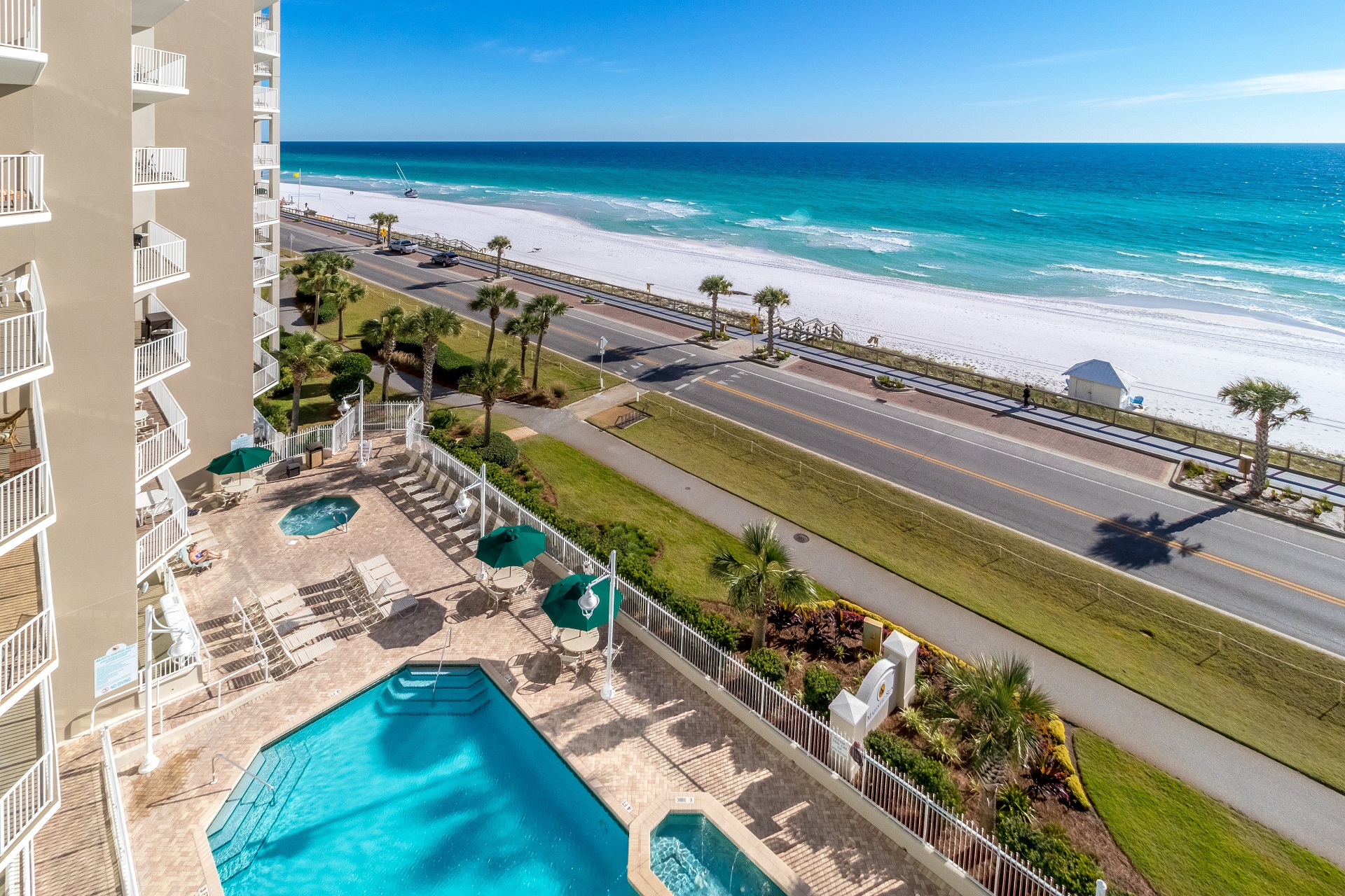 Majestic Sun at Seascape Resort Directly Across From Beach