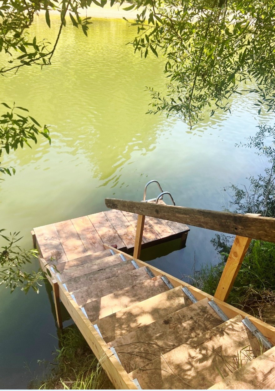 Lazy River Lodge | Photo 3