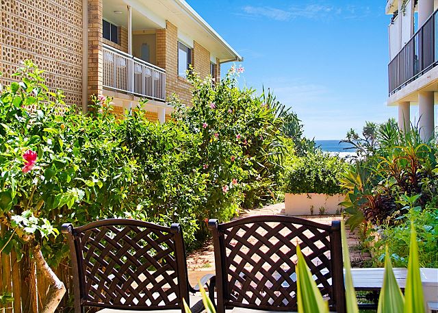 Tugun Palms 3 - Absolute Beachfront