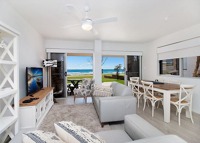 Seashells - Fully renovated and absolute beachfront!