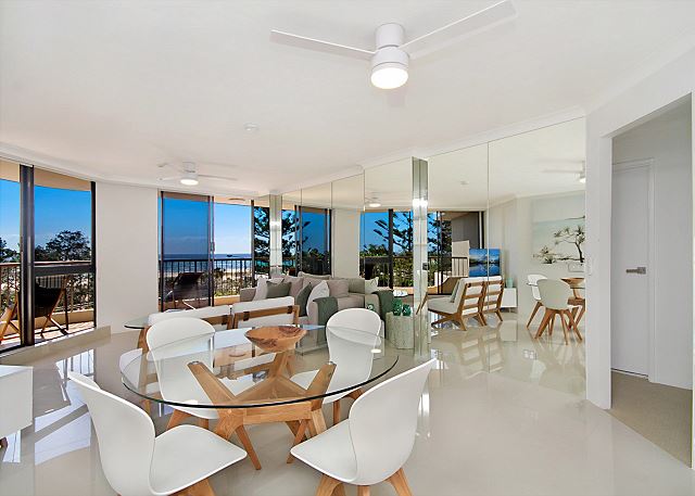 Porta Pacifique 11 - Renovated with Beachfront Views + min....