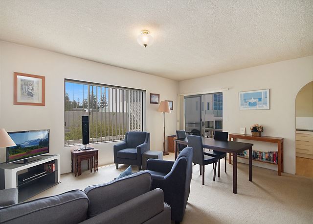 Sunrise Court 3 - Bilinga/ North Kirra Beachfront