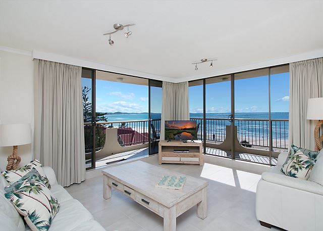 Kirra Gardens 17 - Kirra Point Beachfront