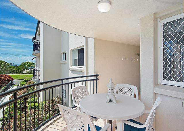 Caribbean 8 - Bilinga/ North Kirra Beachfront
