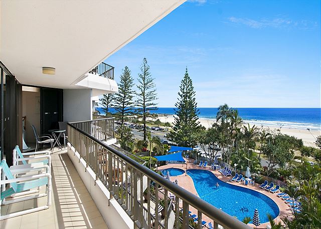 Rocks Resort 4E -  Currumbin Beachfront