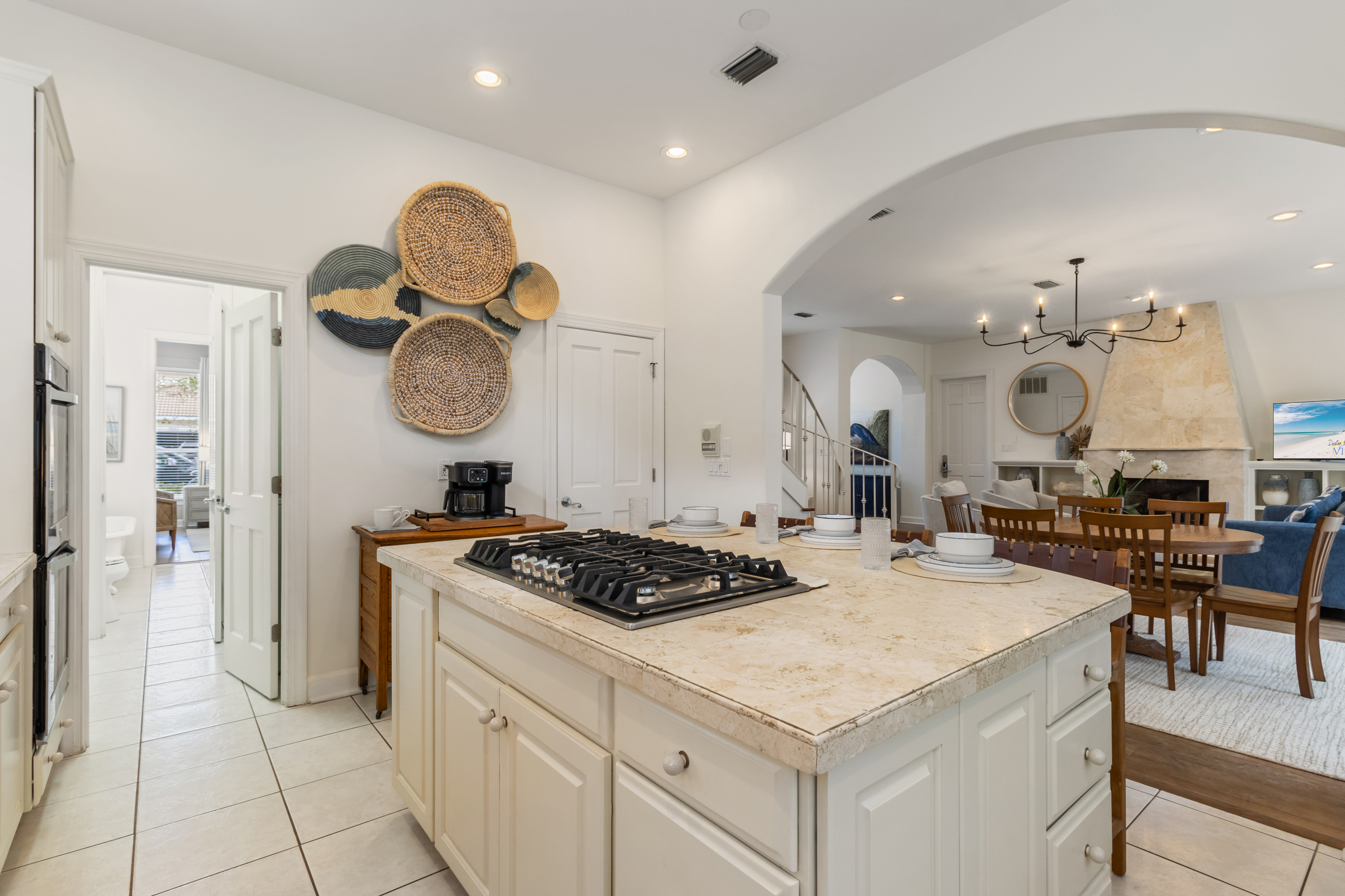 Open kitchen to living area floorplan