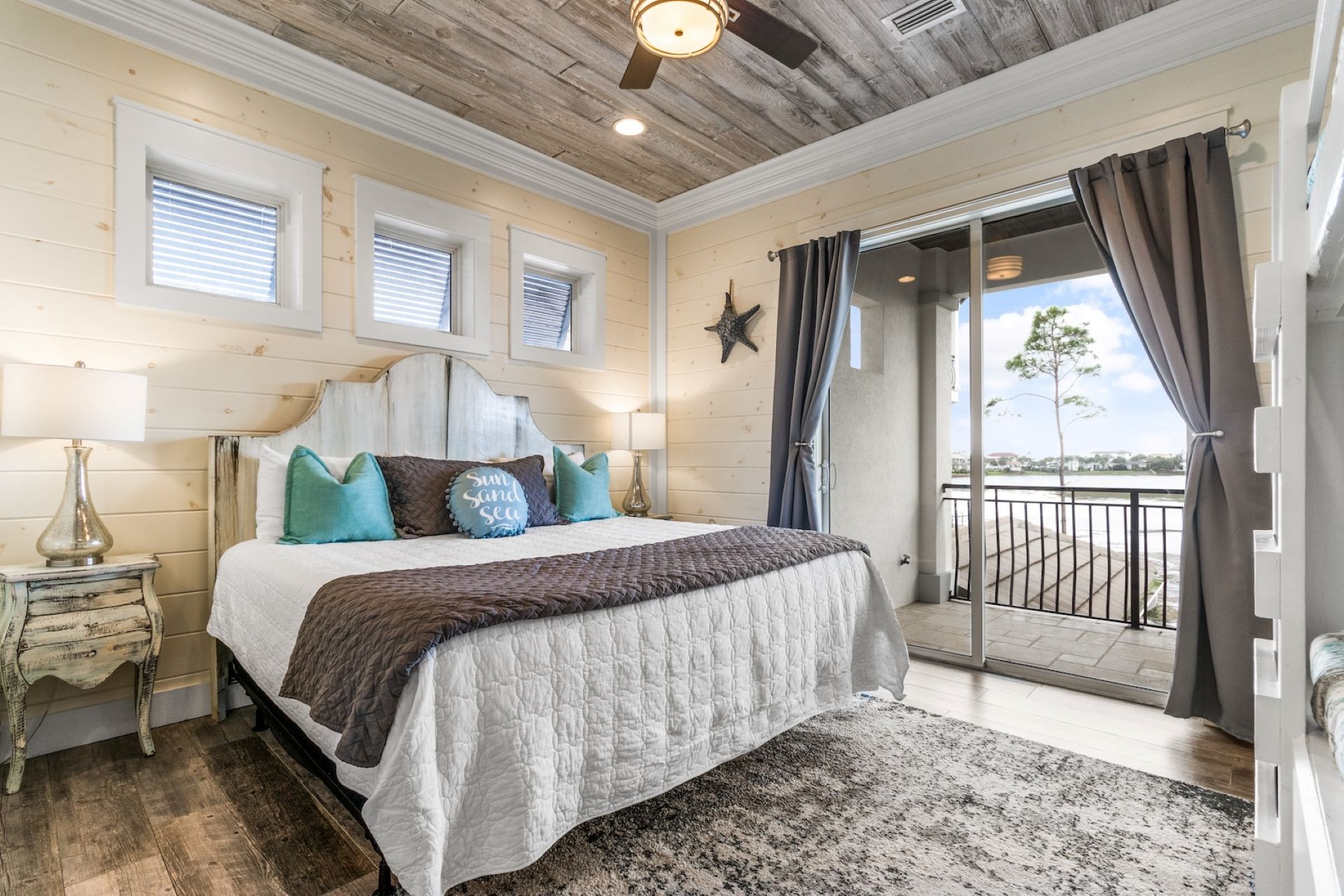 Second floor king guest bedroom 2