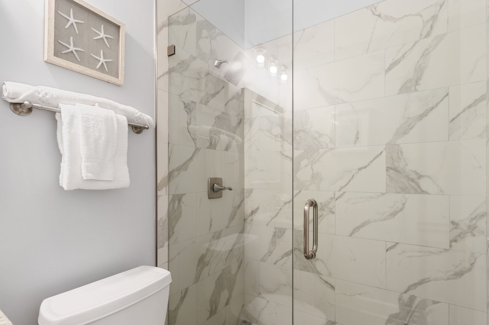 Guest bedroom 2 ensuite walk-in shower