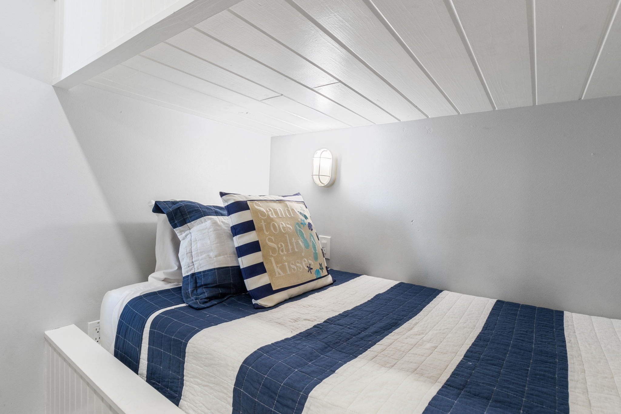Bunk room with fun boating lights