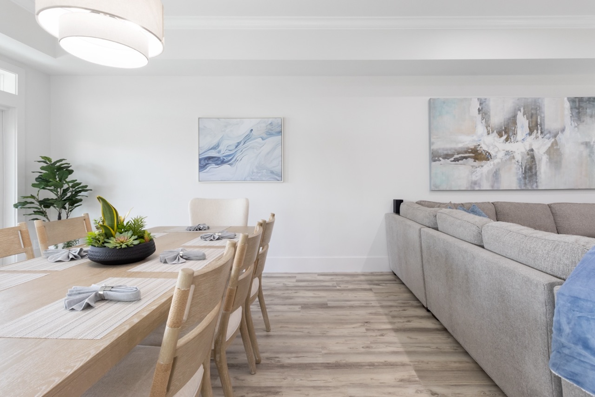 Beautiful dining and living area