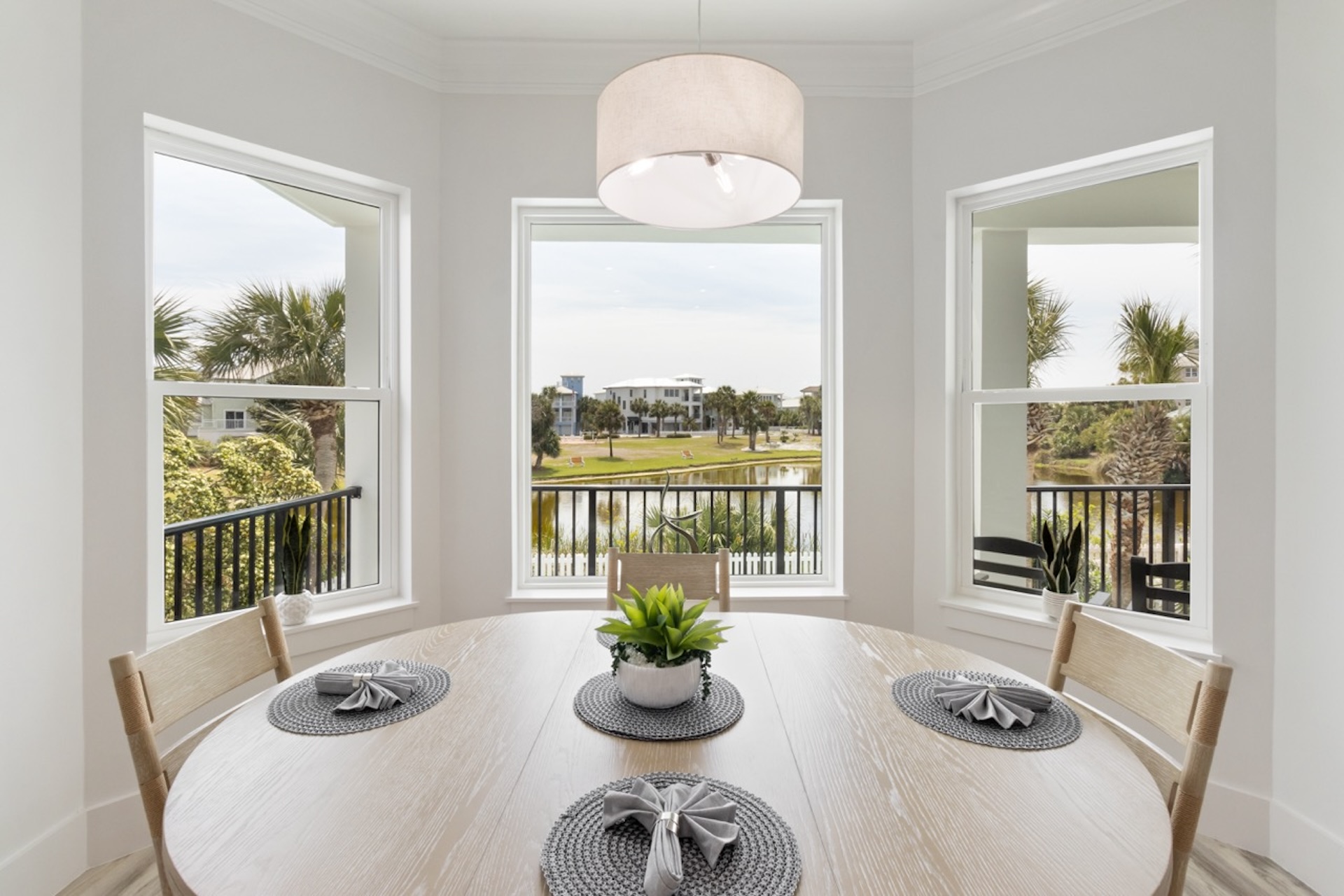 Dining with a lake view