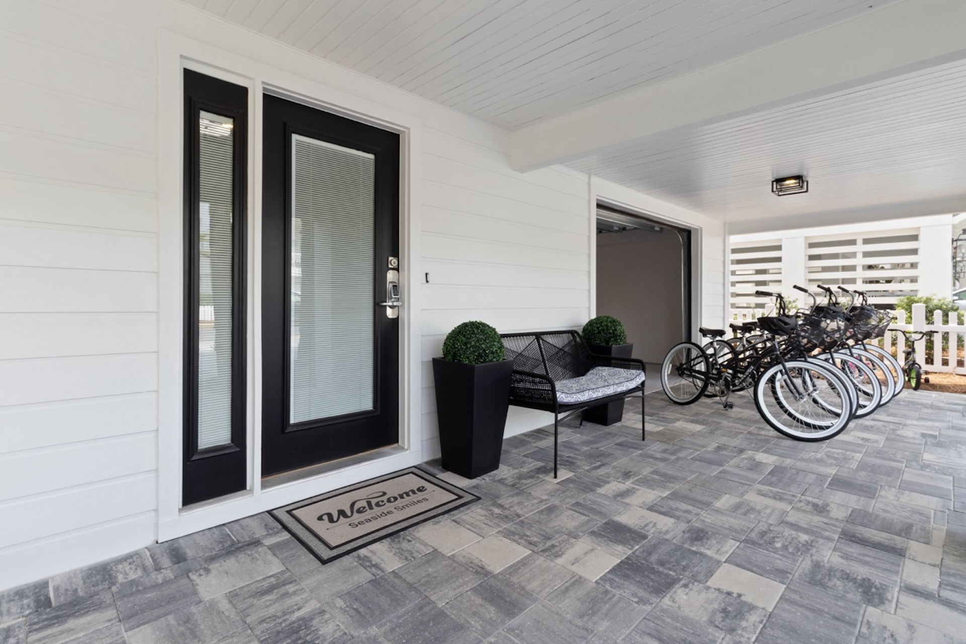 Seaside Smiles entrance