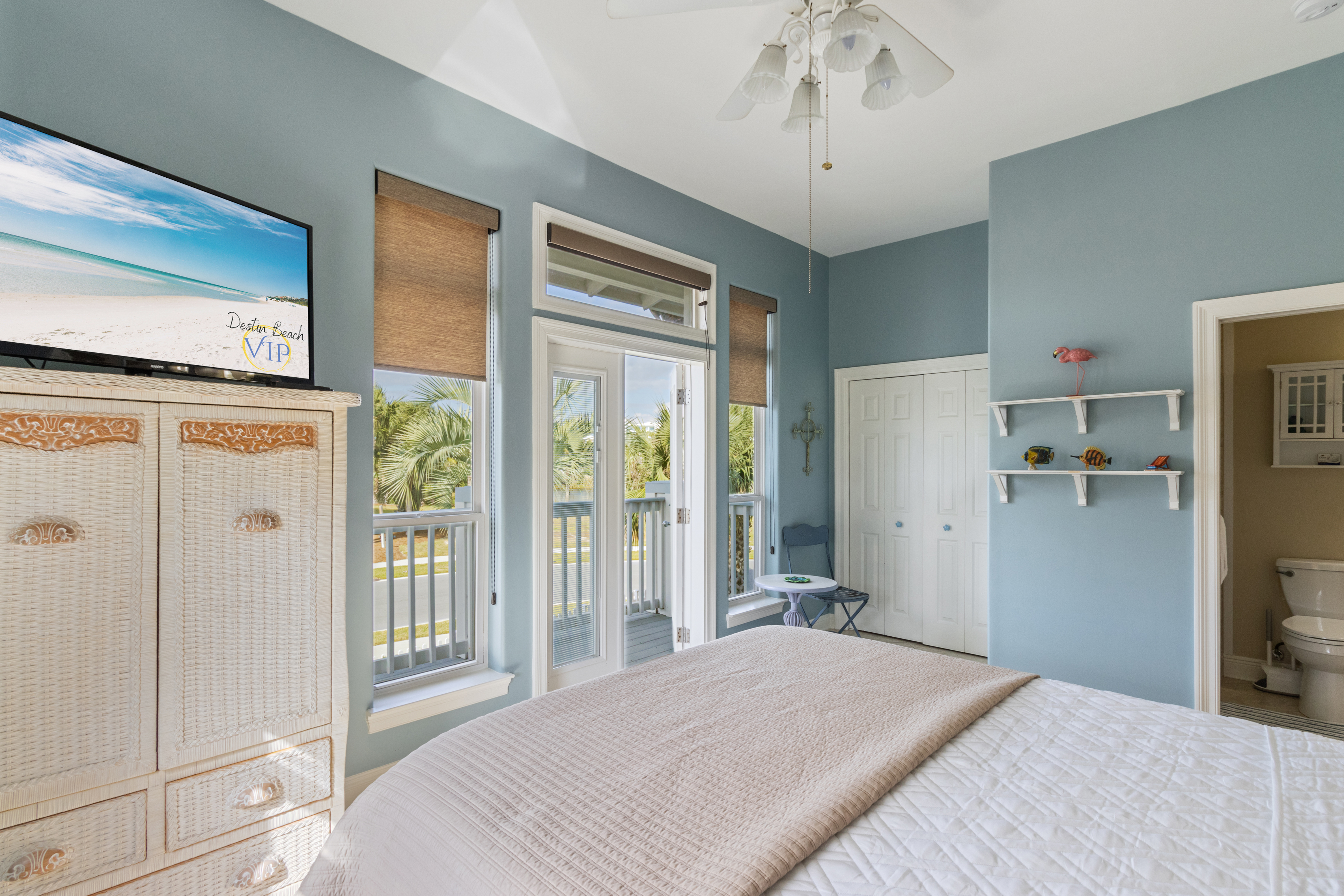 Queen guest bedroom 2 with private balcony access - second floor