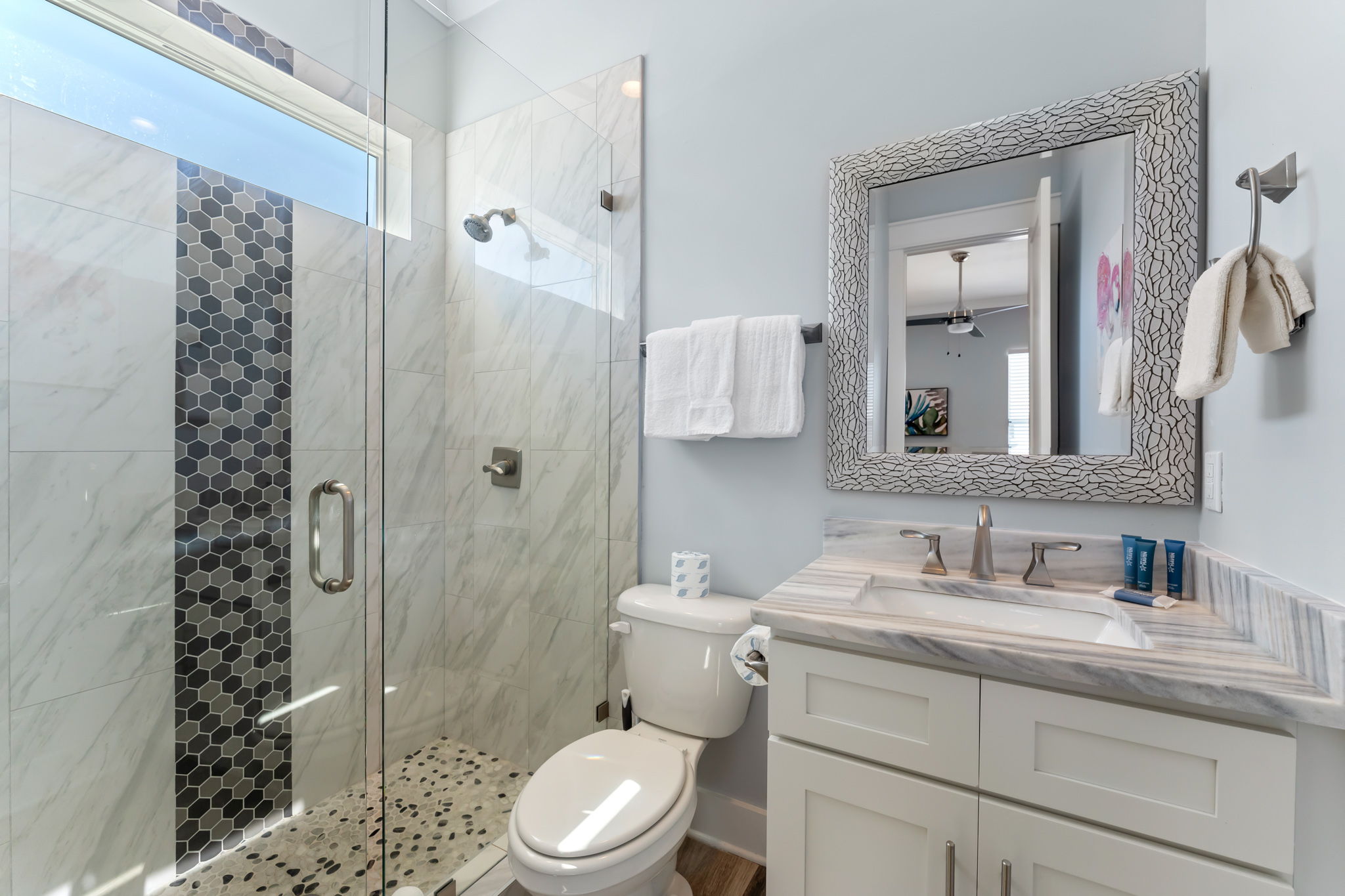 Shore Beats Work | Photo 21