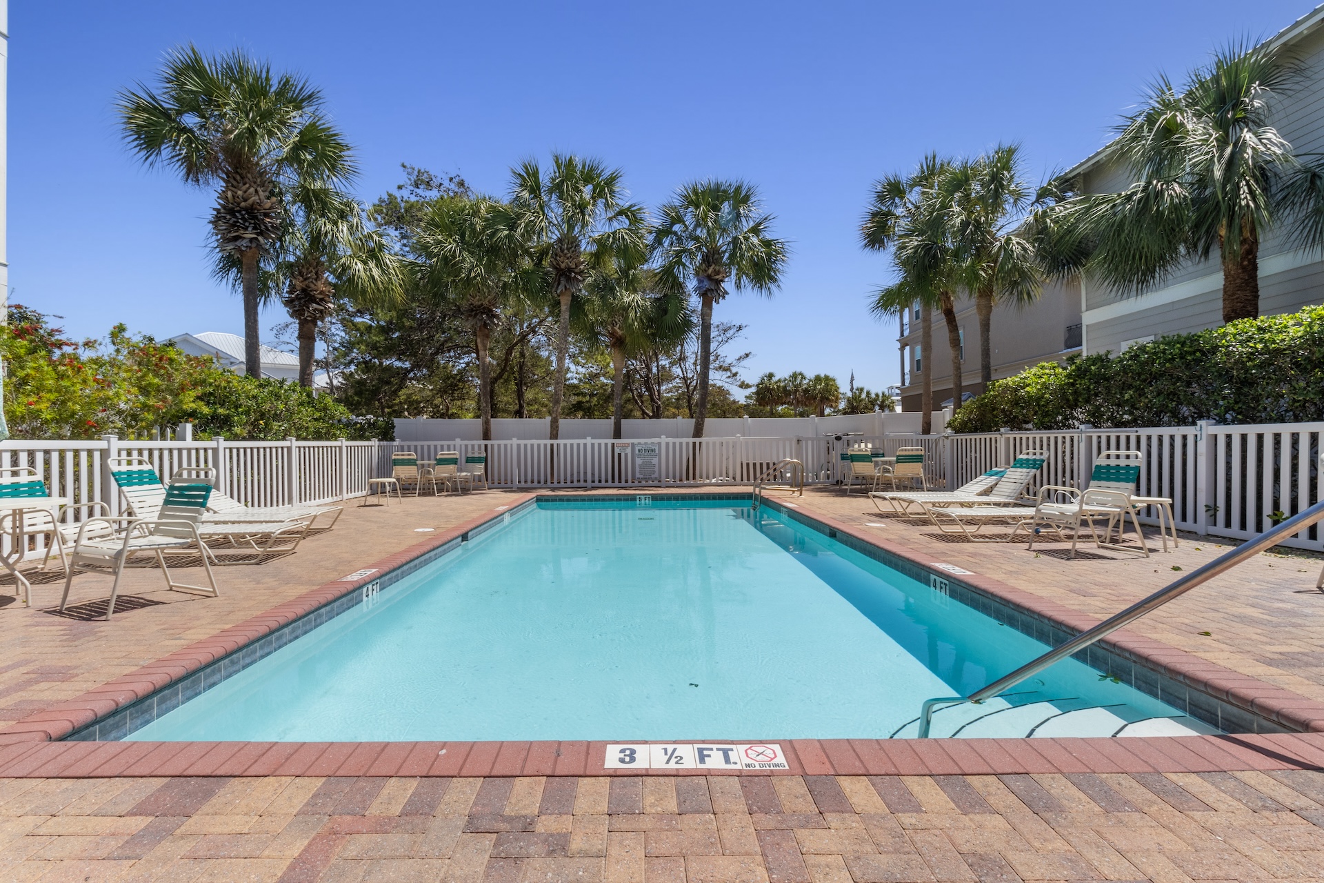 Emerald waters village community pool