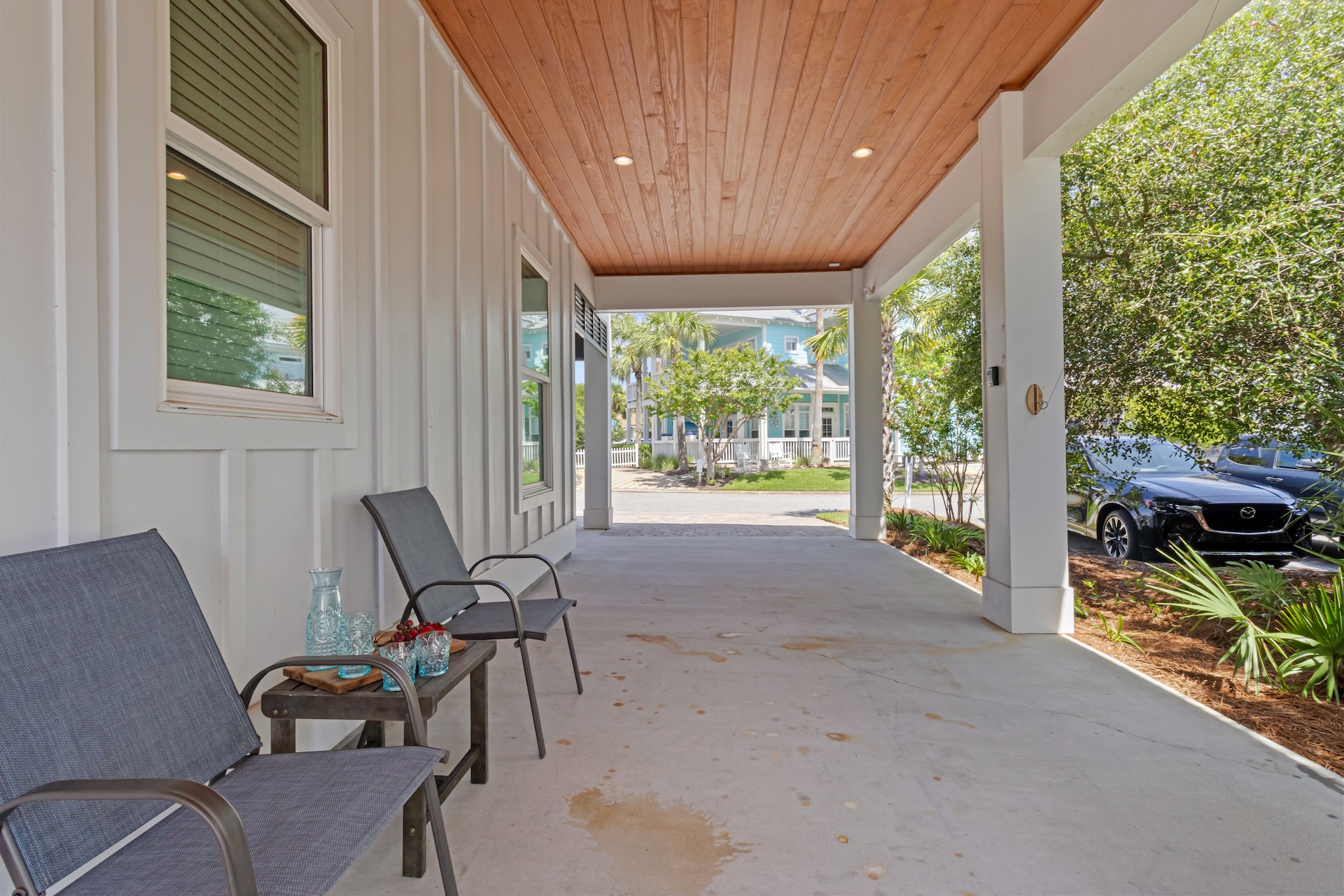 Spacious outdoor area