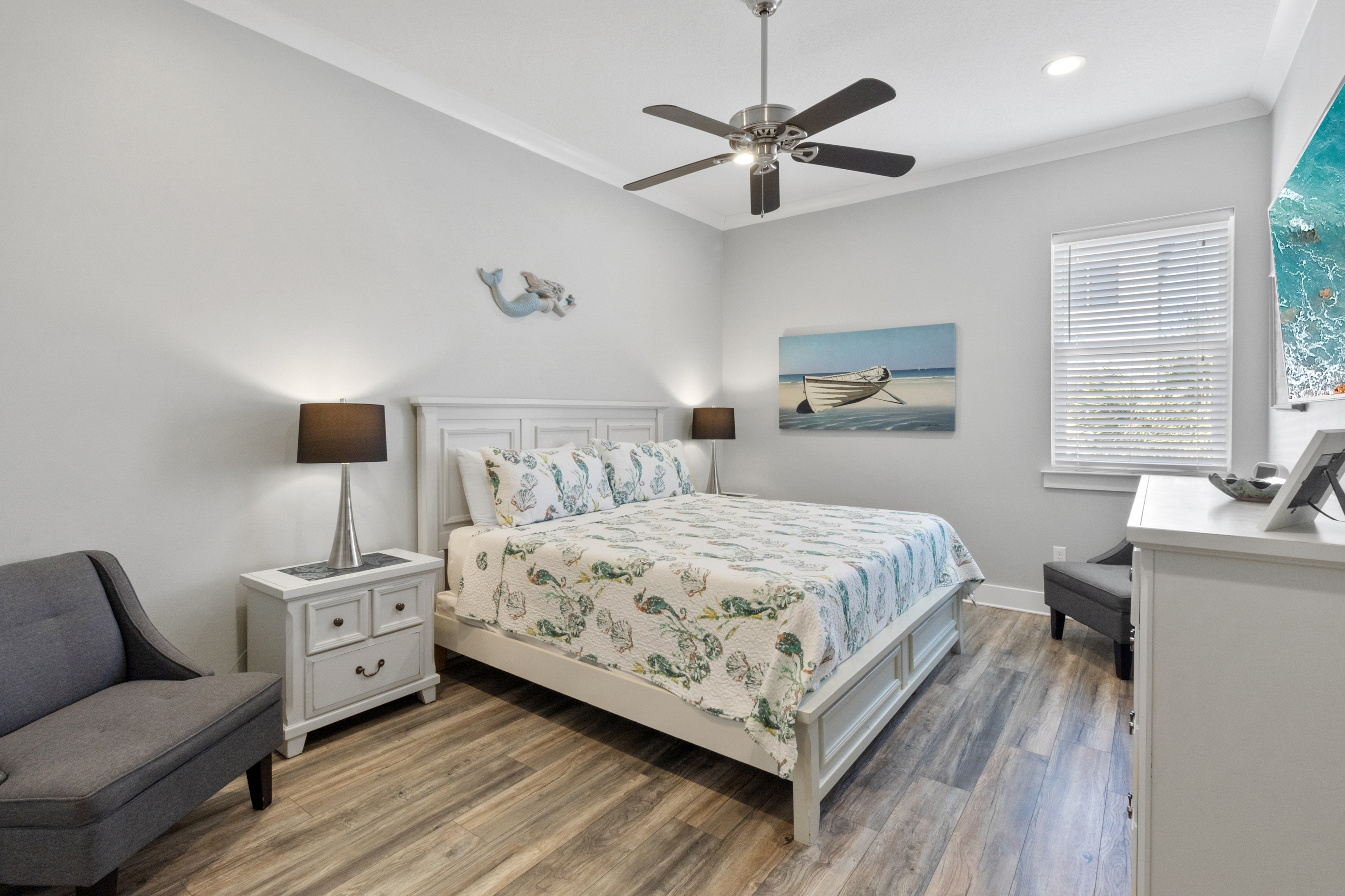 Second floor king primary