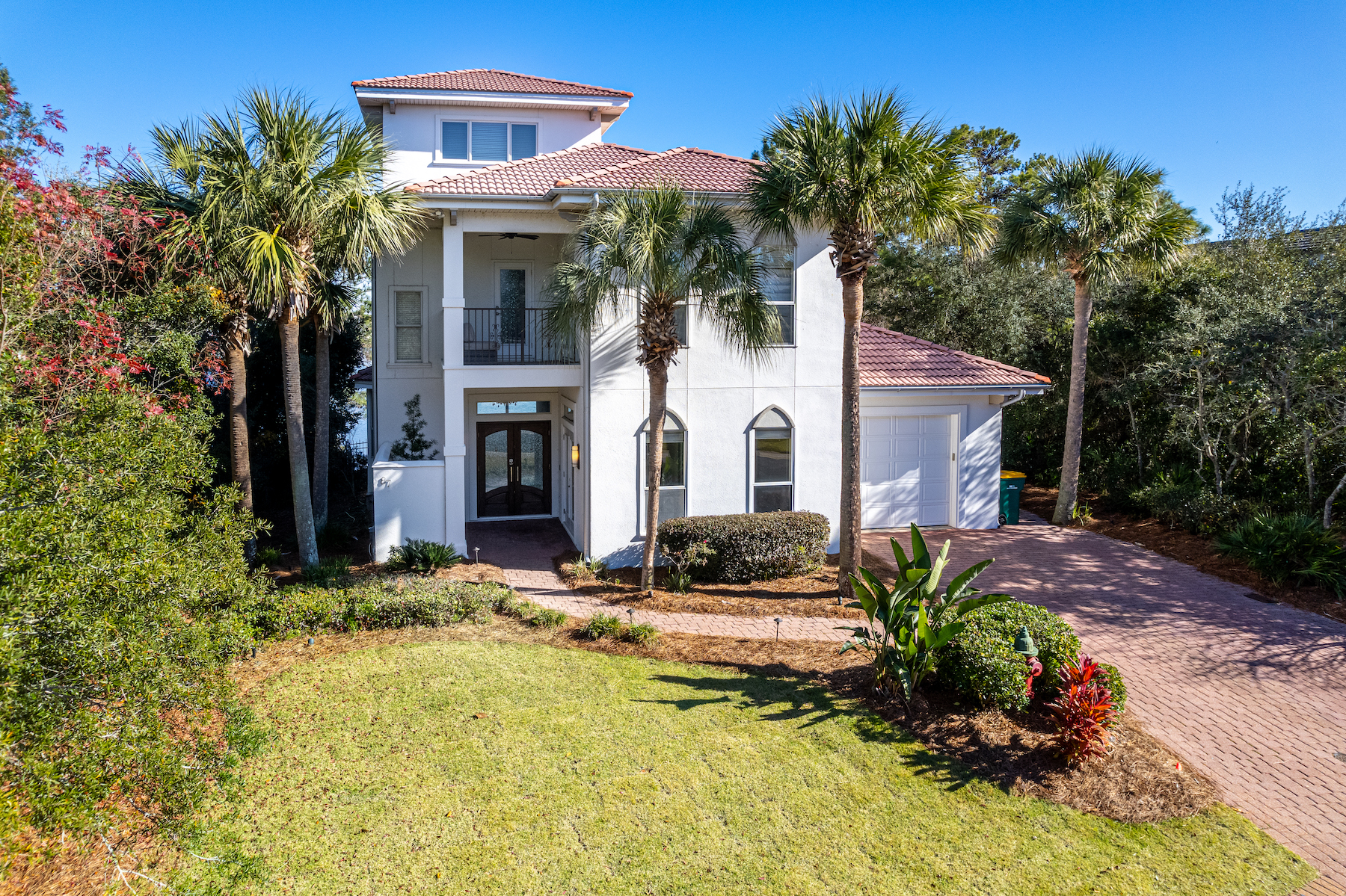 Three story beach home in Destiny West