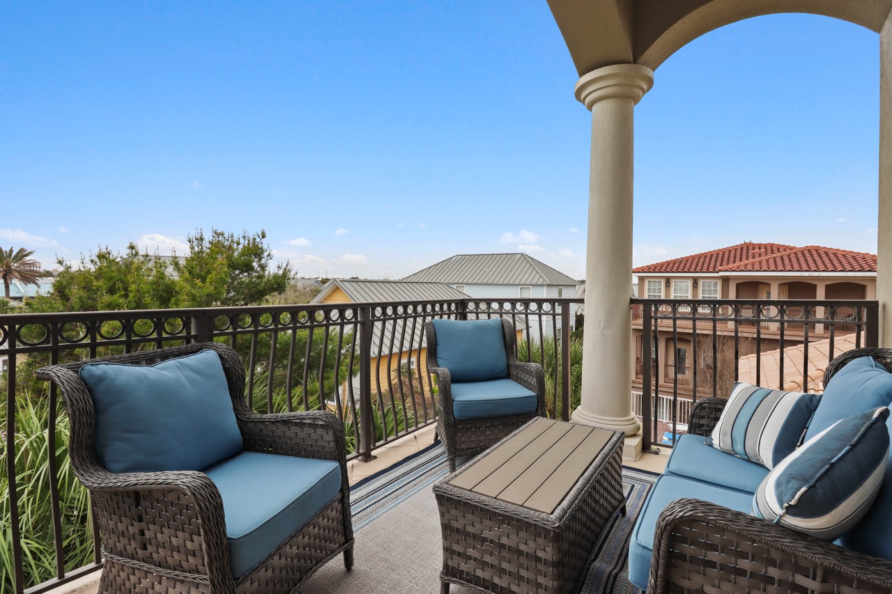 Plenty of balcony seating