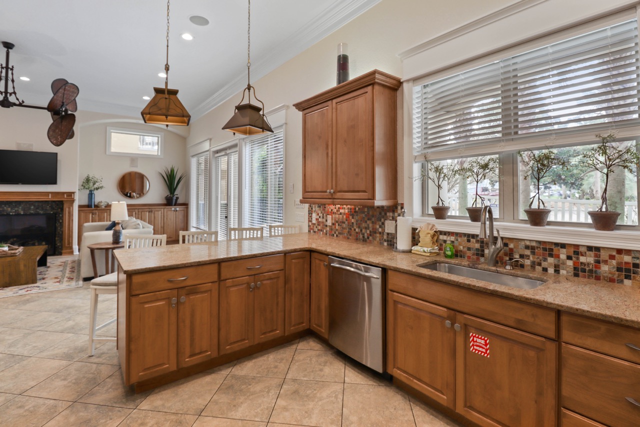 First floor fully equipped kitchen