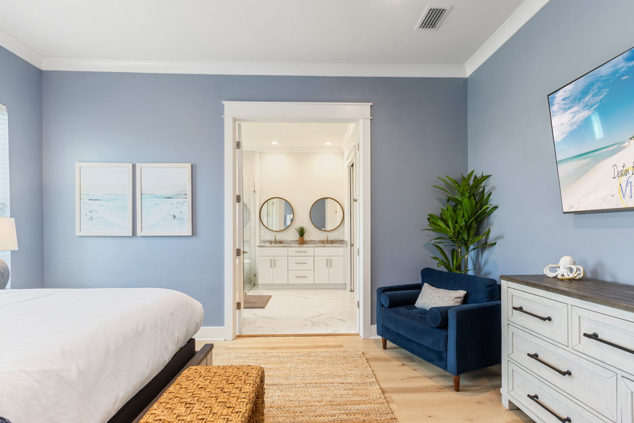 Primary suite with spacious ensuite