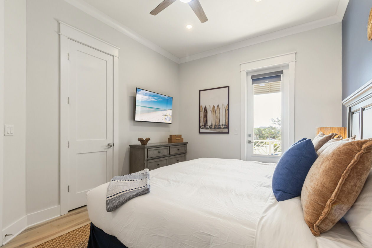 Comfortable king bed and balcony access