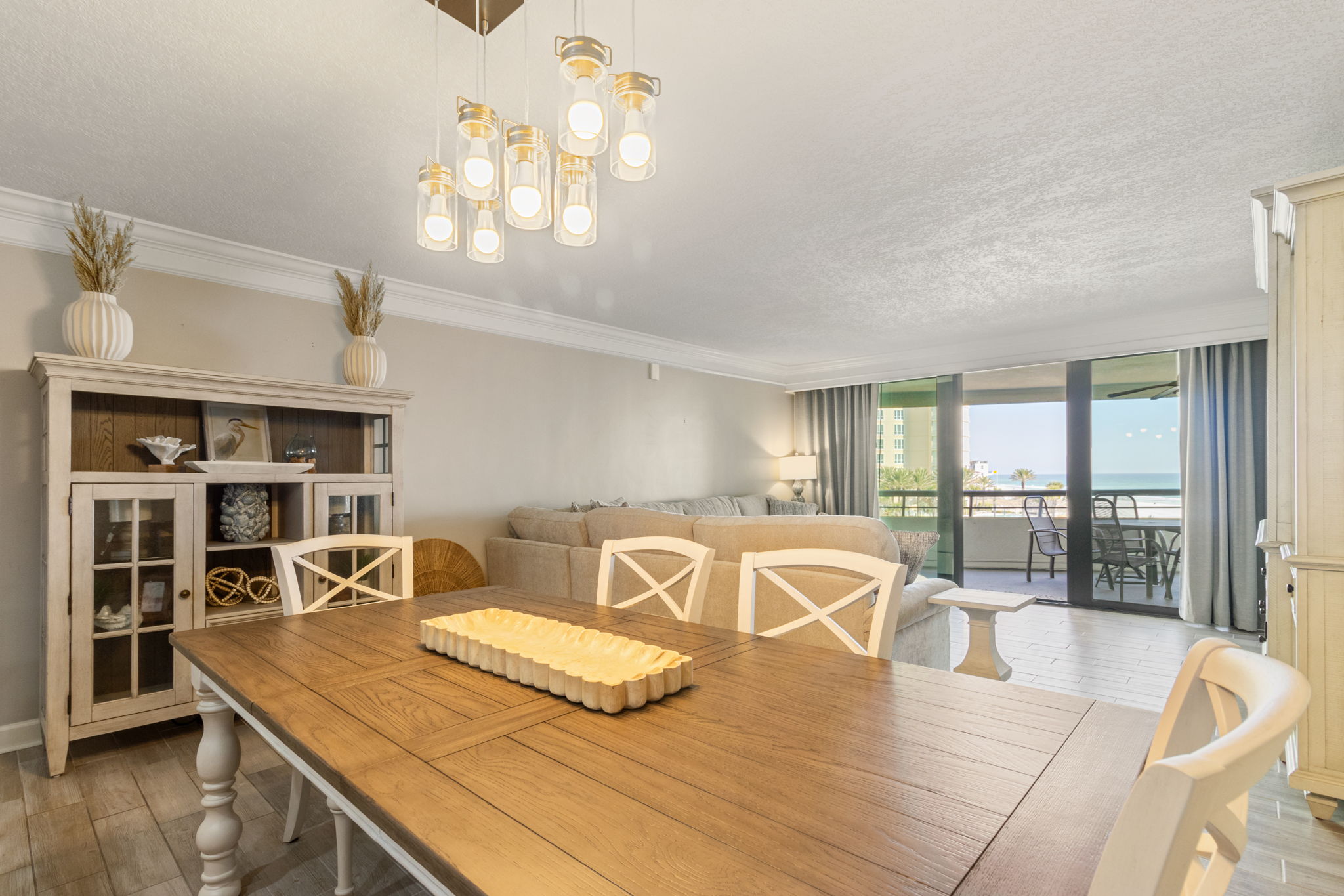 Dining room with a Gulf view