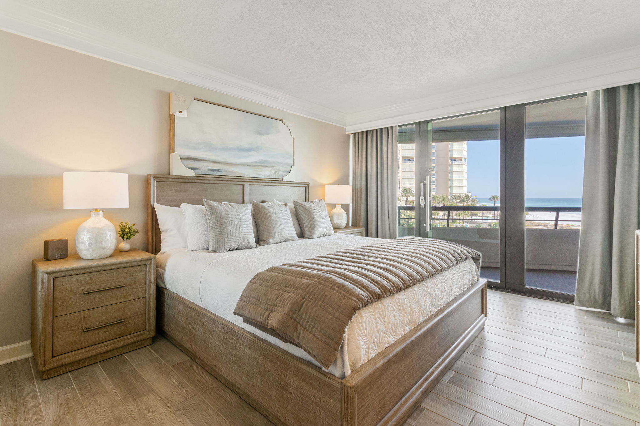 Primary suite with balcony access and Gulf view