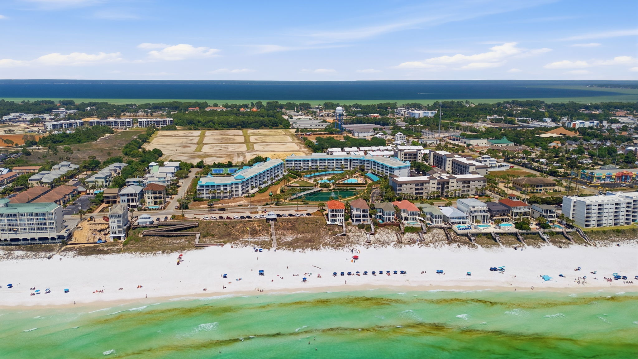 Easily walk to the beach
